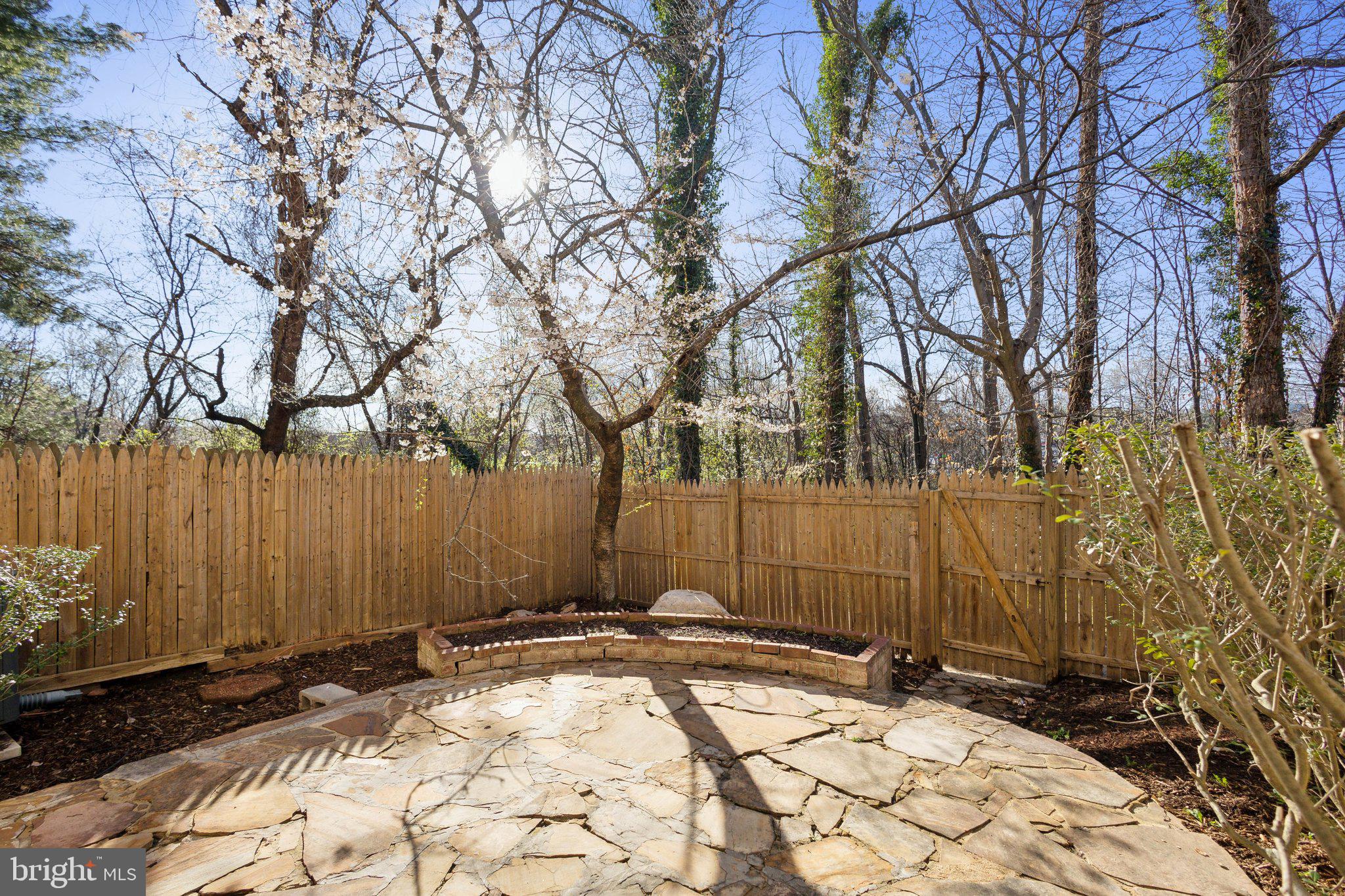 RIVERVIEW OVERLOOK - Residential