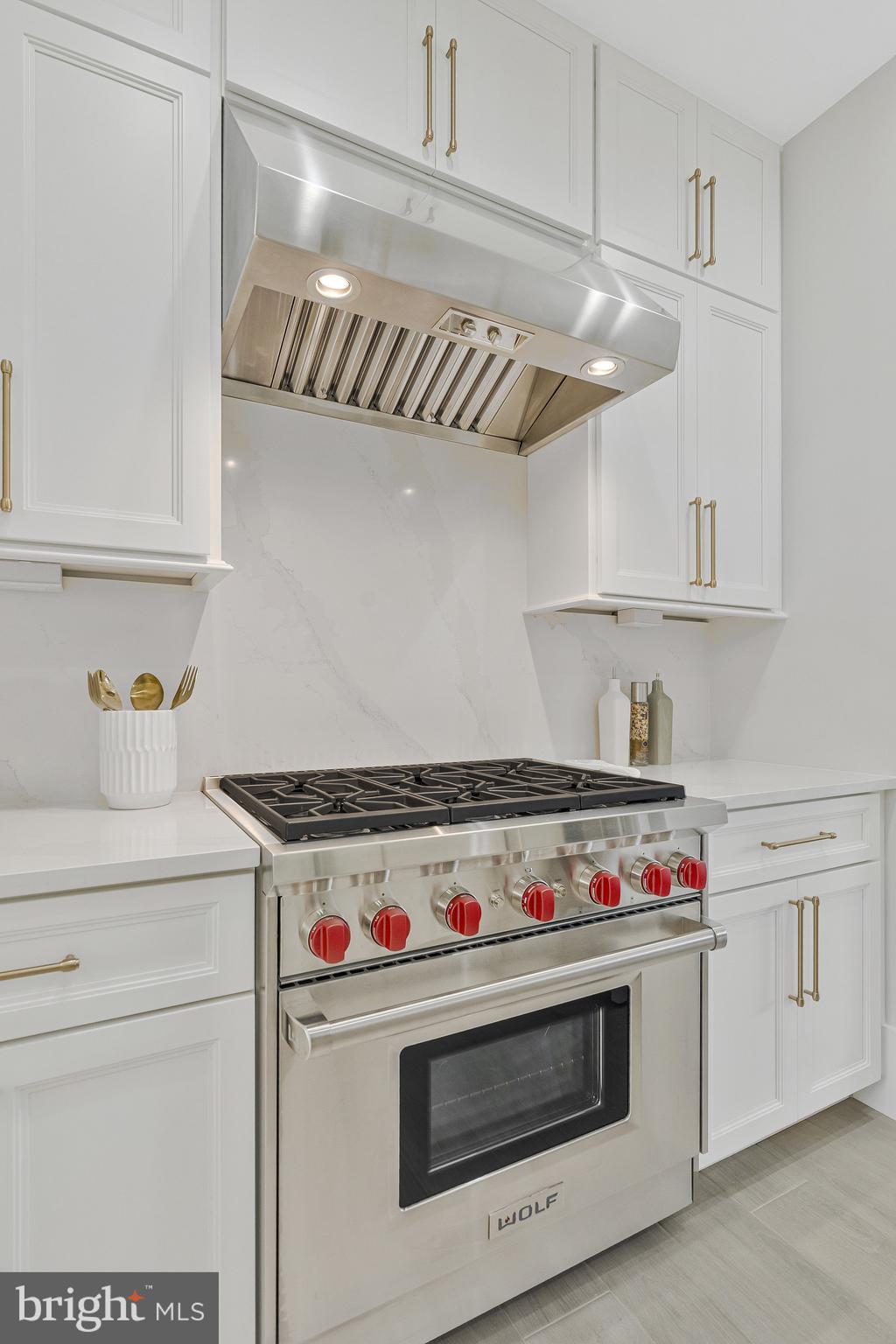 WEST LANGLEY - Residential