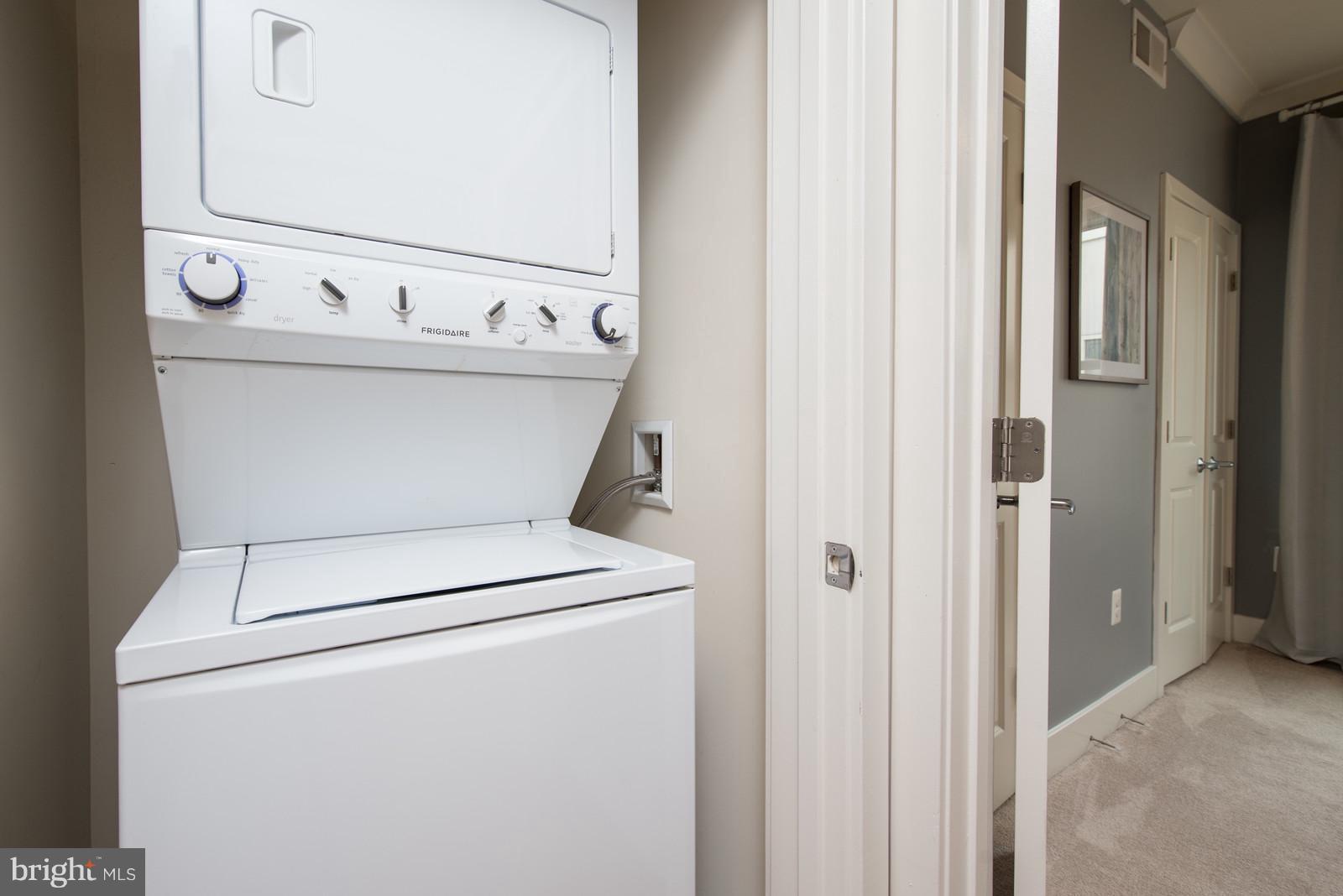 OLD TOWN COMMONS - Residential