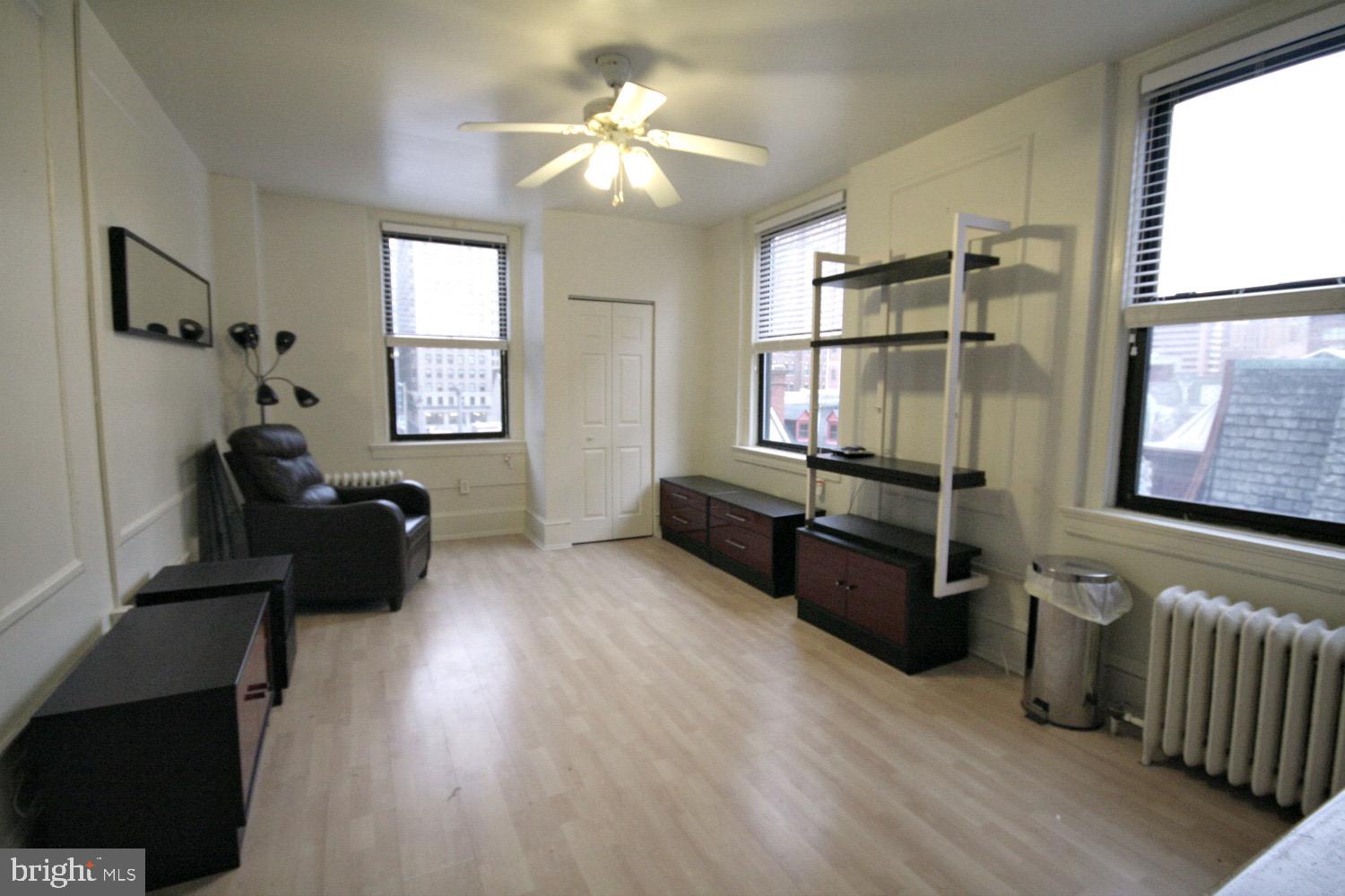 CENTER CITY - Residential Lease