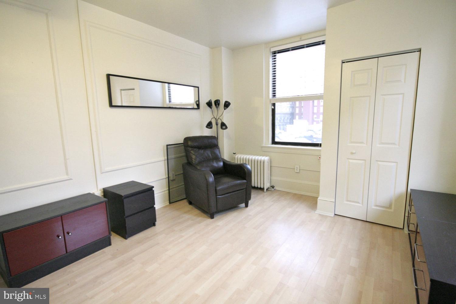CENTER CITY - Residential Lease