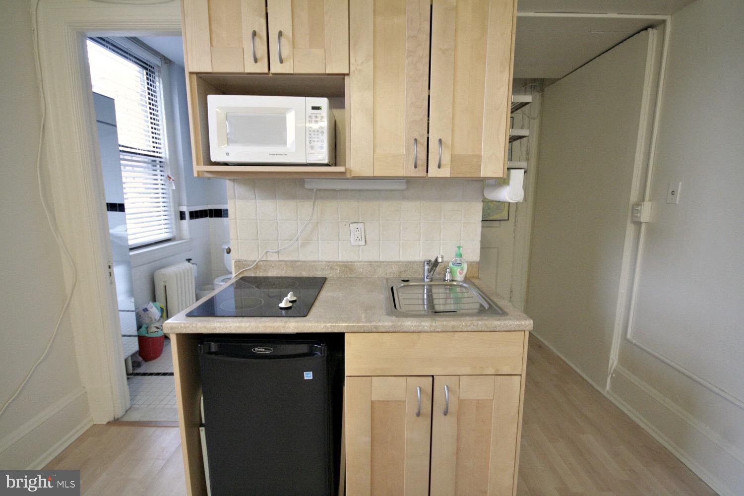 CENTER CITY - Residential Lease
