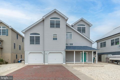 10 SEA ISLE DRIVE TUCKERTON NJ 08087