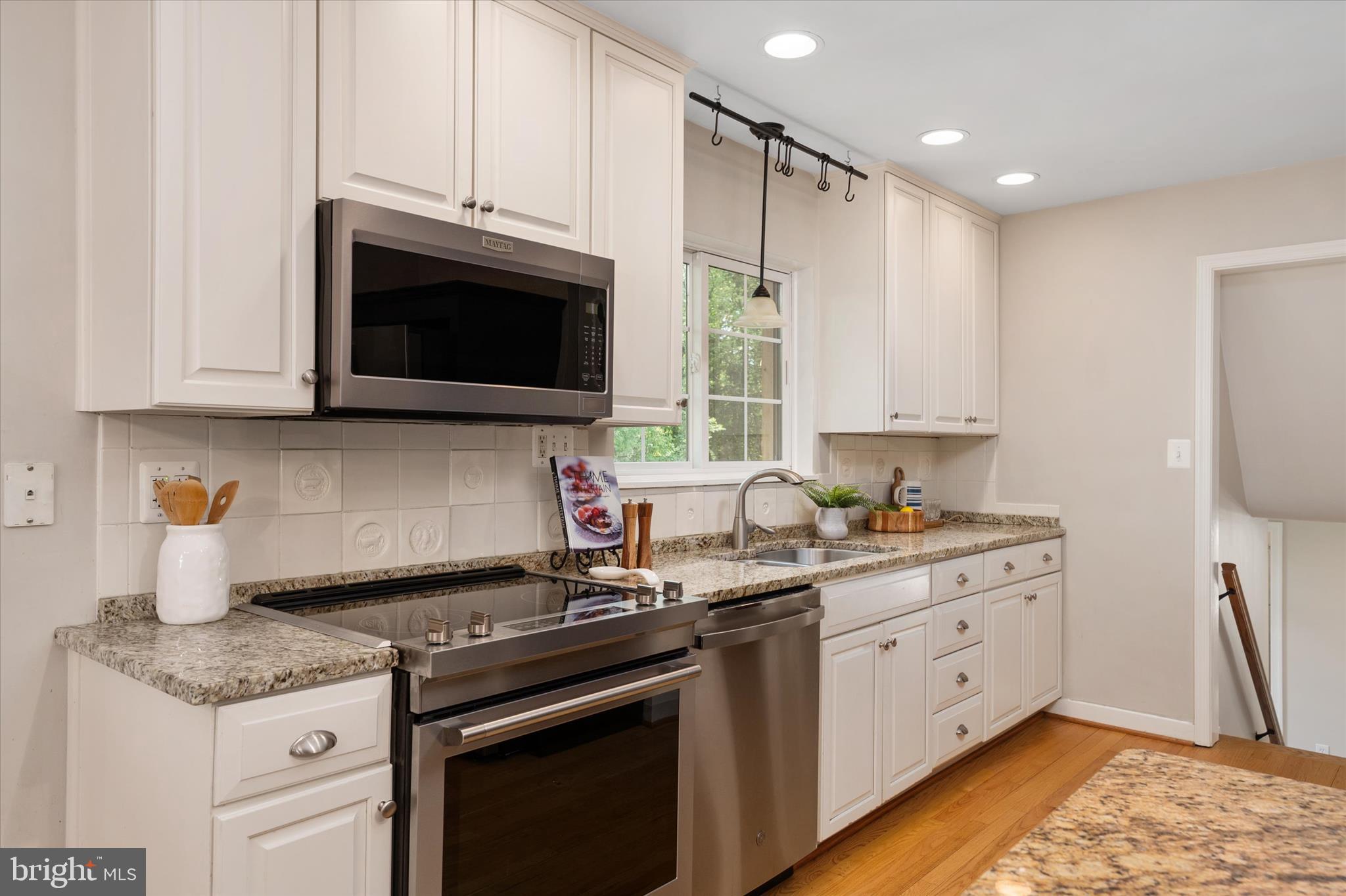 CAPE ARTHUR - Residential