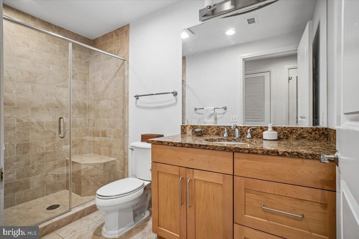 ONE PARK CREST CONDOMINIUM - Residential