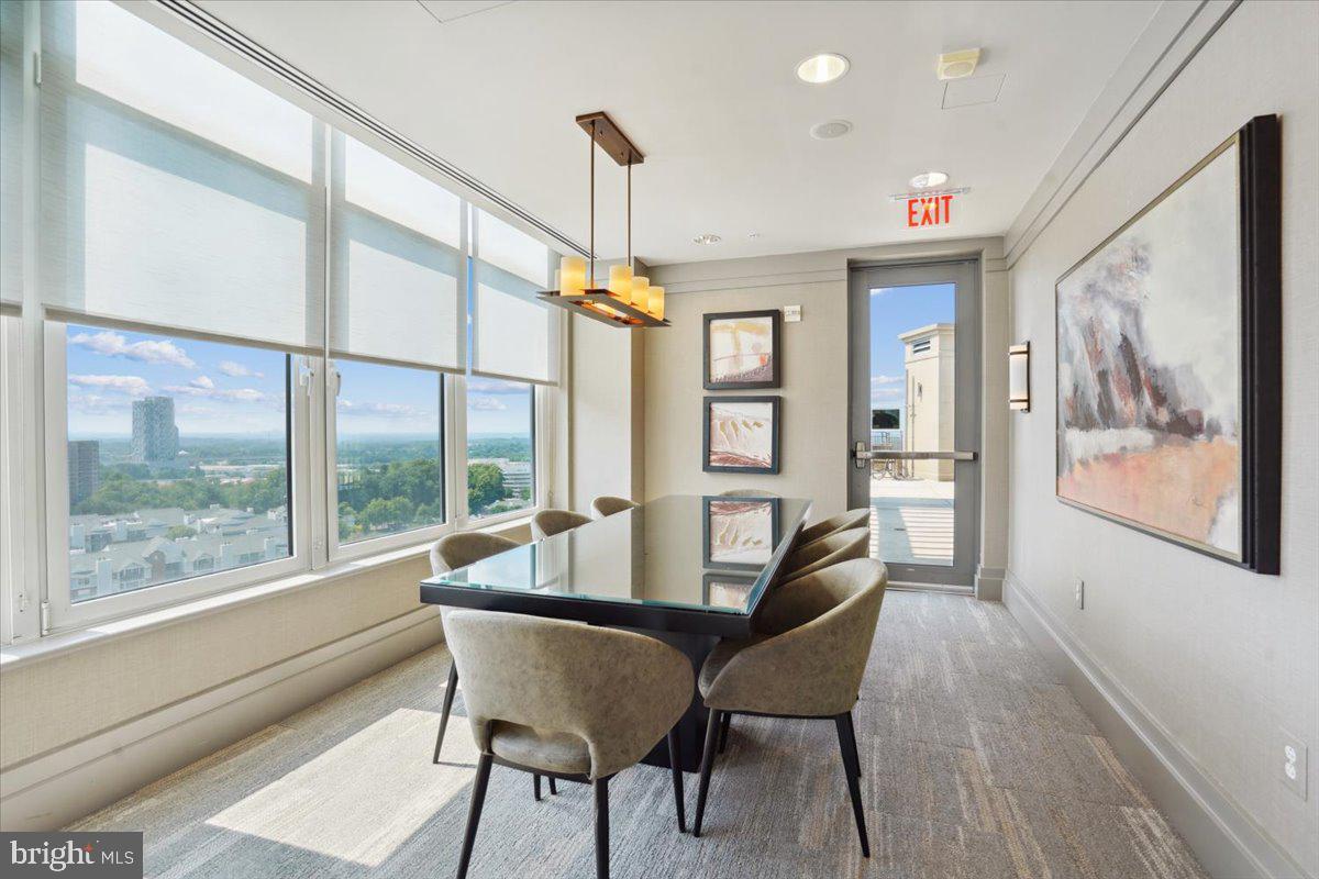 ONE PARK CREST CONDOMINIUM - Residential