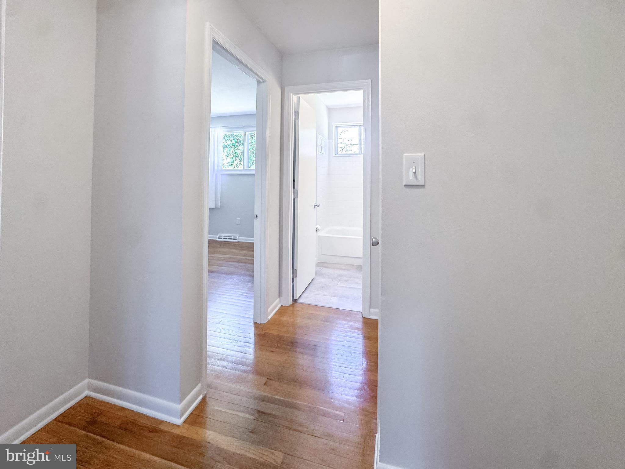 SCHOOLVIEW - Residential