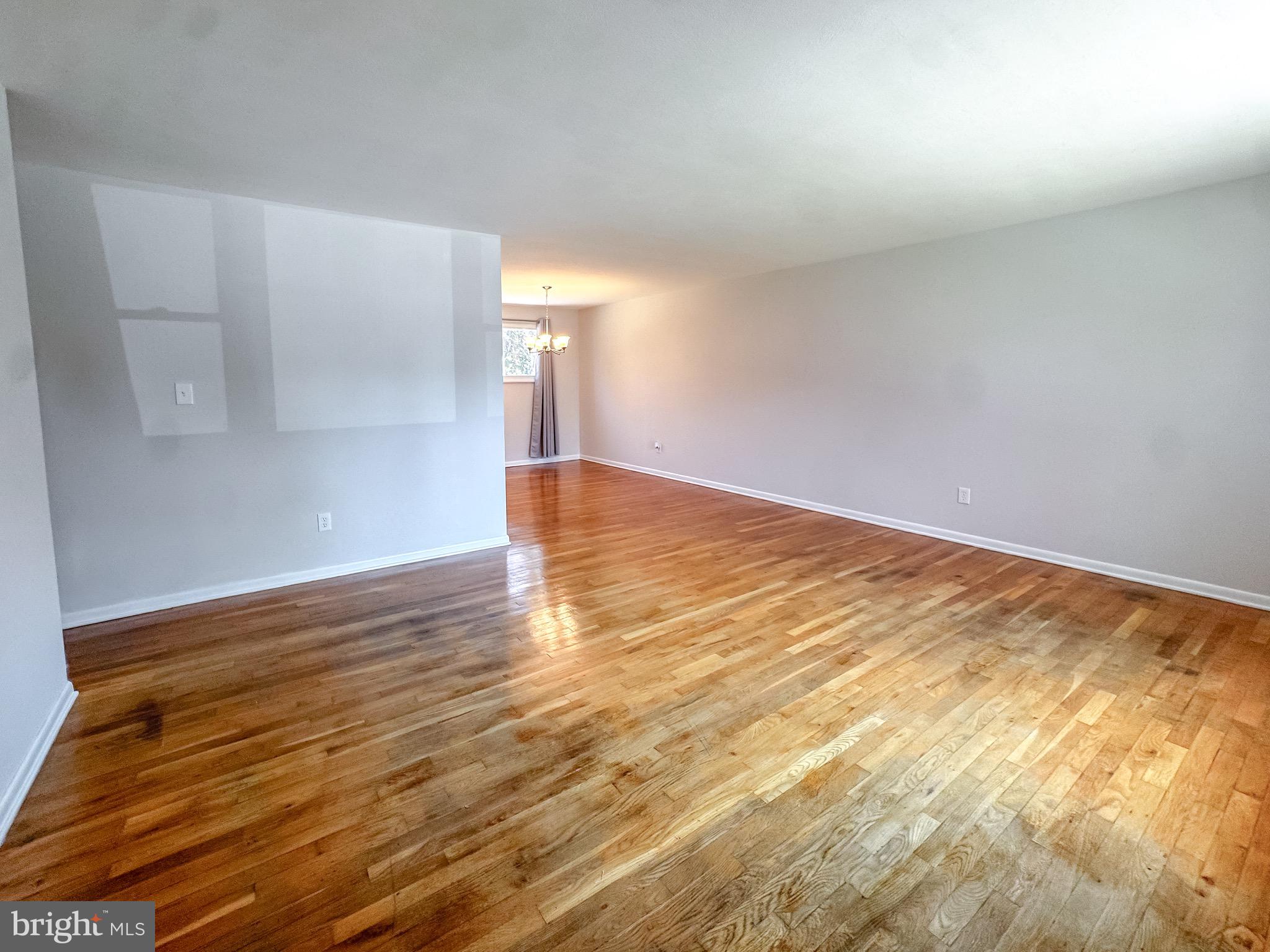 SCHOOLVIEW - Residential