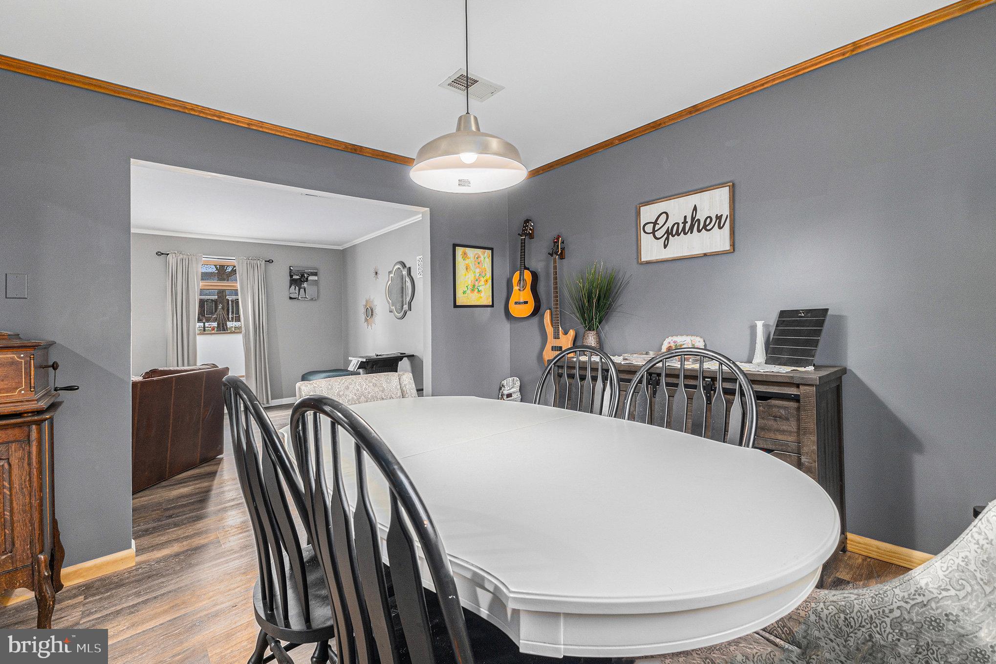 PLEASANT MDWS - Residential