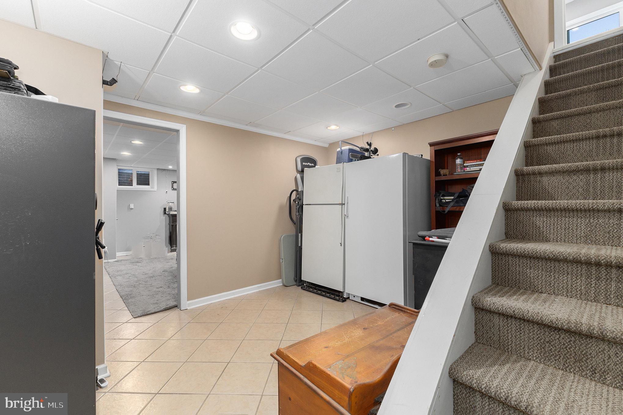 PLEASANT MDWS - Residential