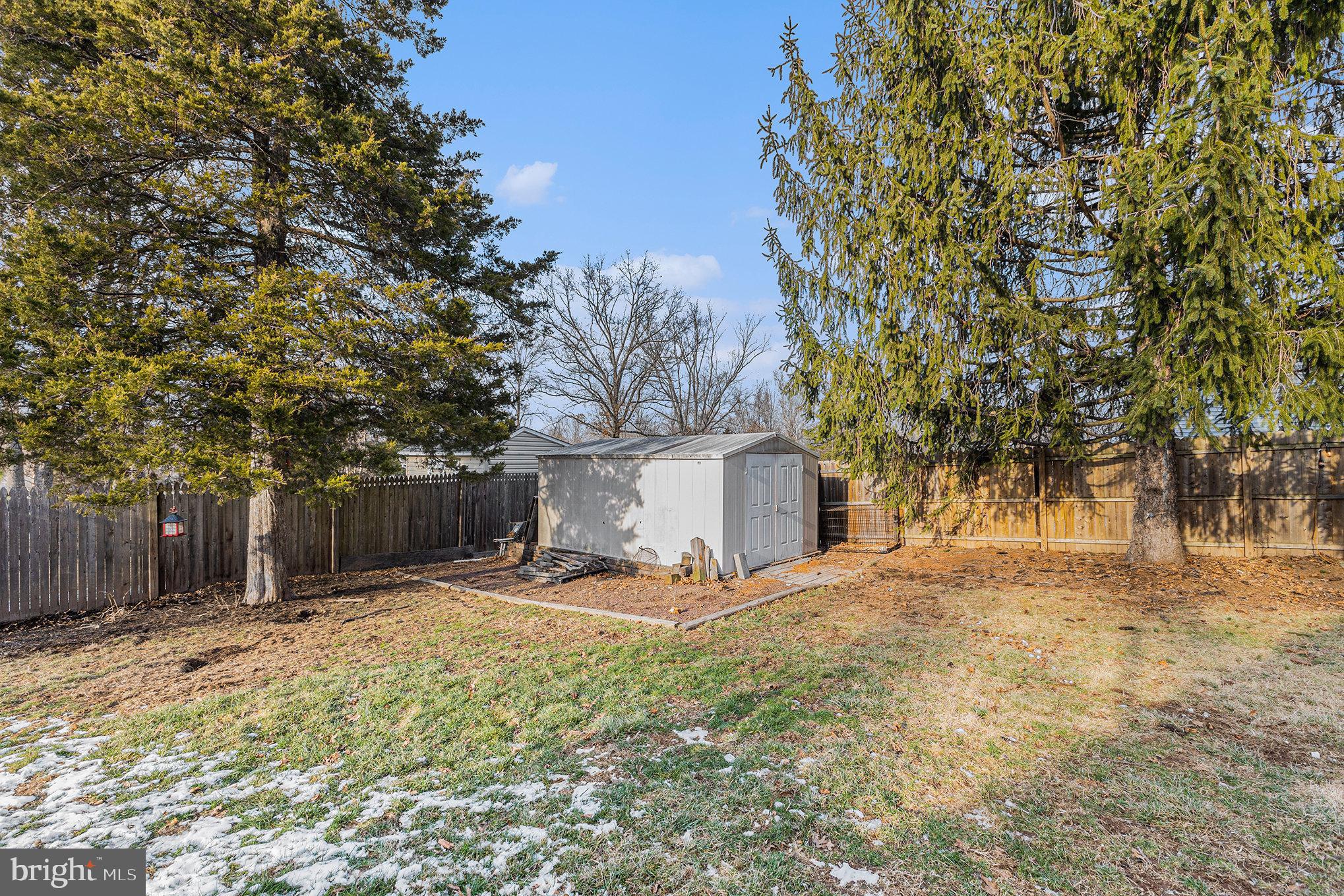 PLEASANT MDWS - Residential