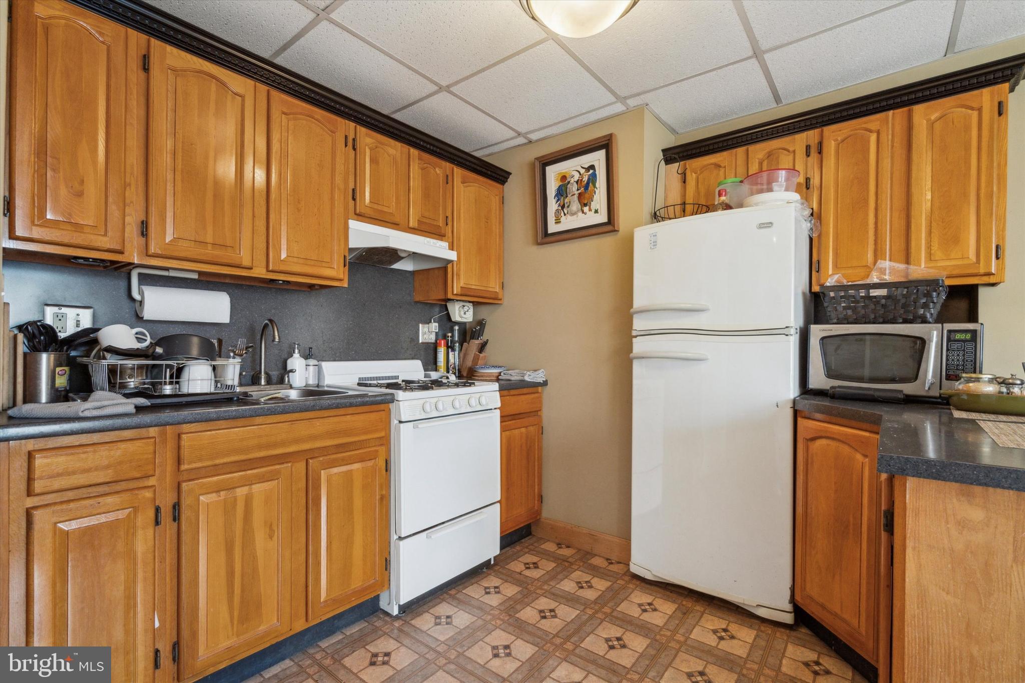 DICKINSON NARROWS - Residential