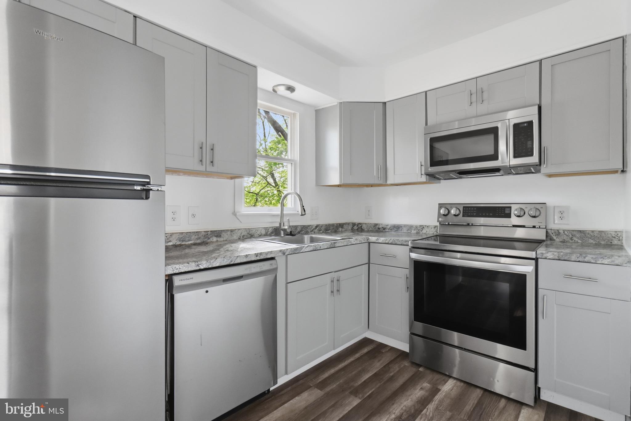 TIMBERBROOK - Residential