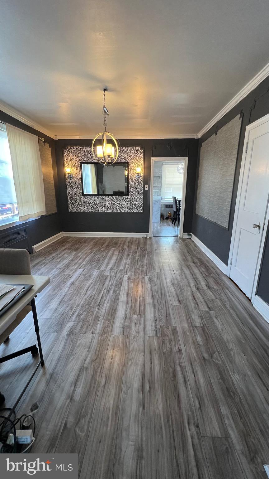 OXFORD CIRCLE - Residential