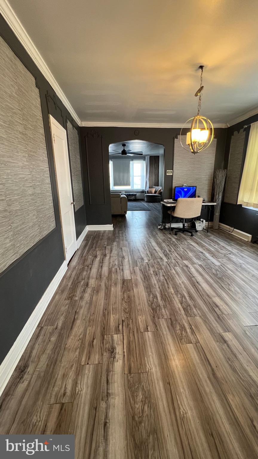 OXFORD CIRCLE - Residential