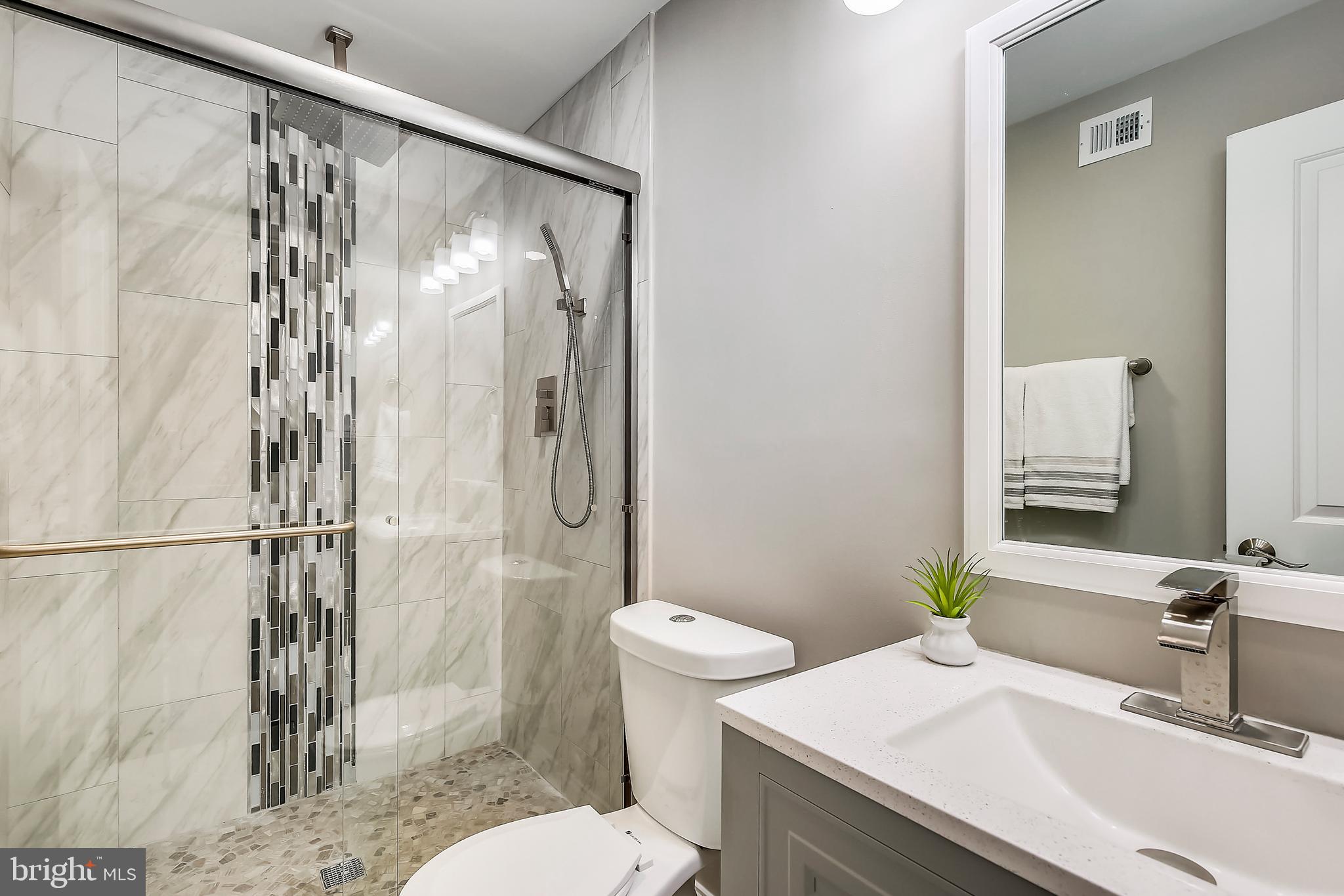 REGENCY ESTATES - Residential