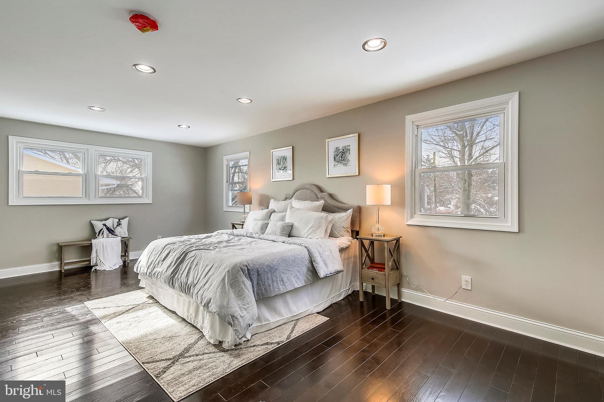 REGENCY ESTATES - Residential