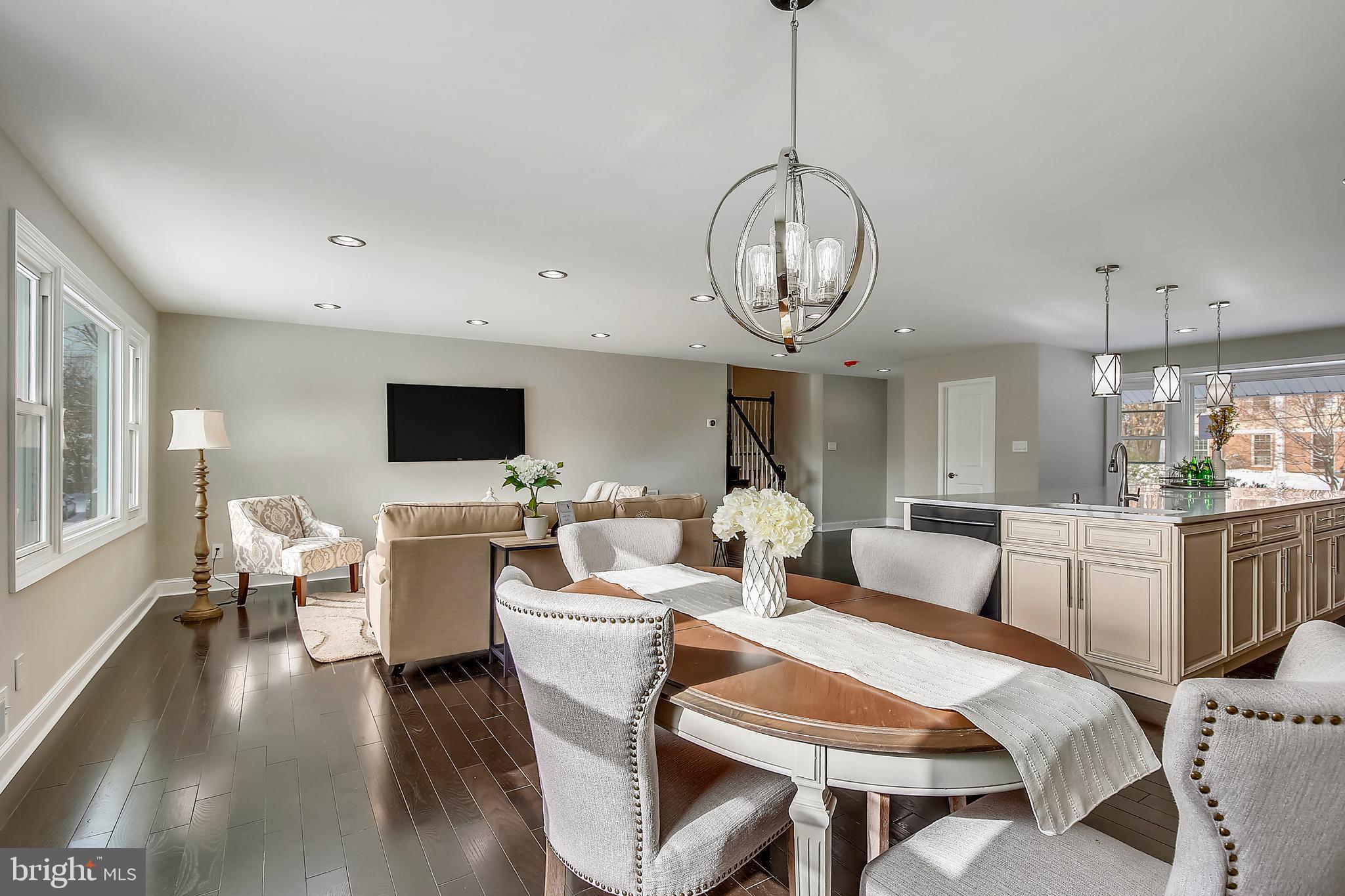 REGENCY ESTATES - Residential