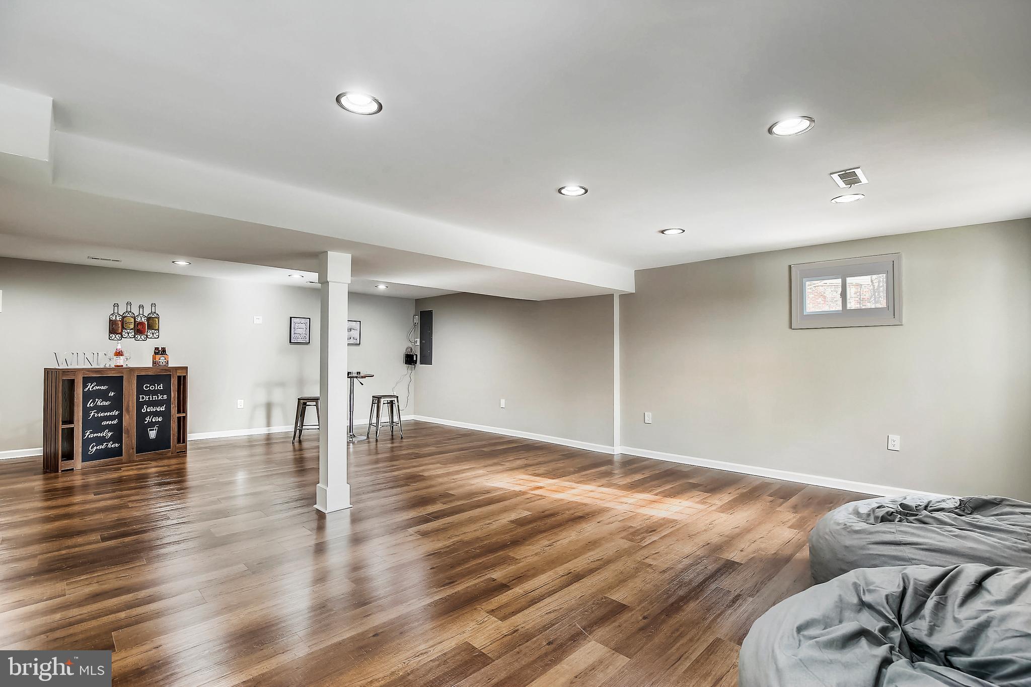 REGENCY ESTATES - Residential