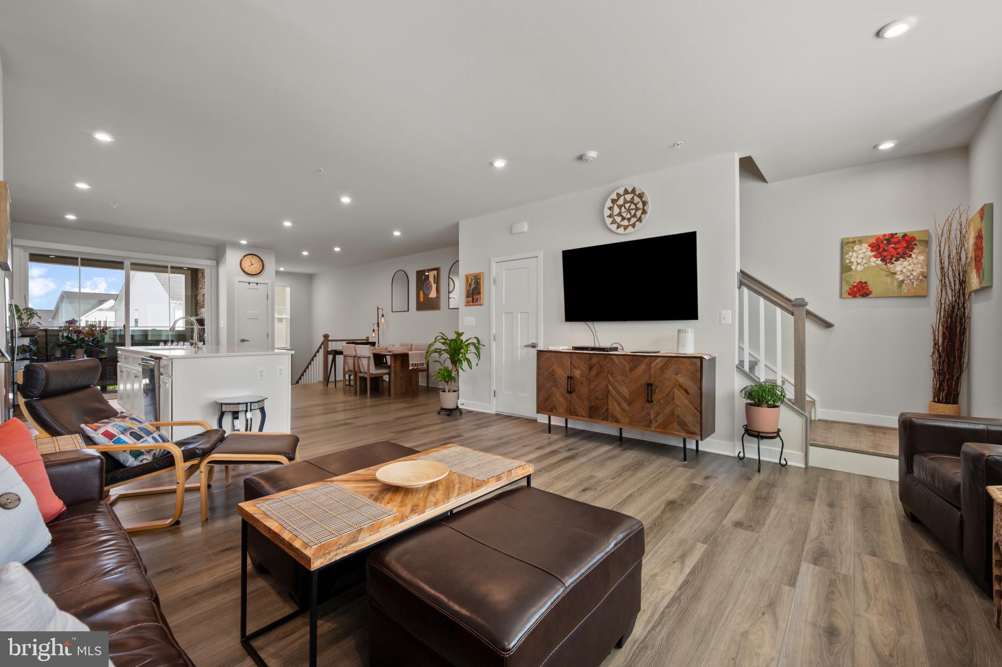WELLINGTON FARMS - Residential