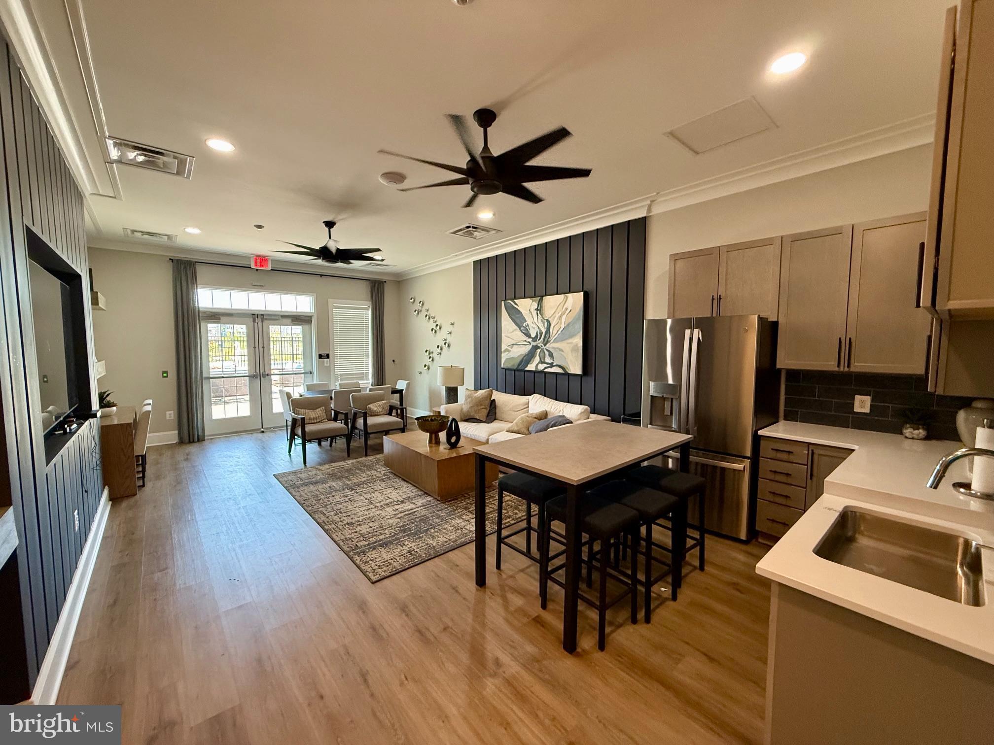 WELLINGTON FARMS - Residential