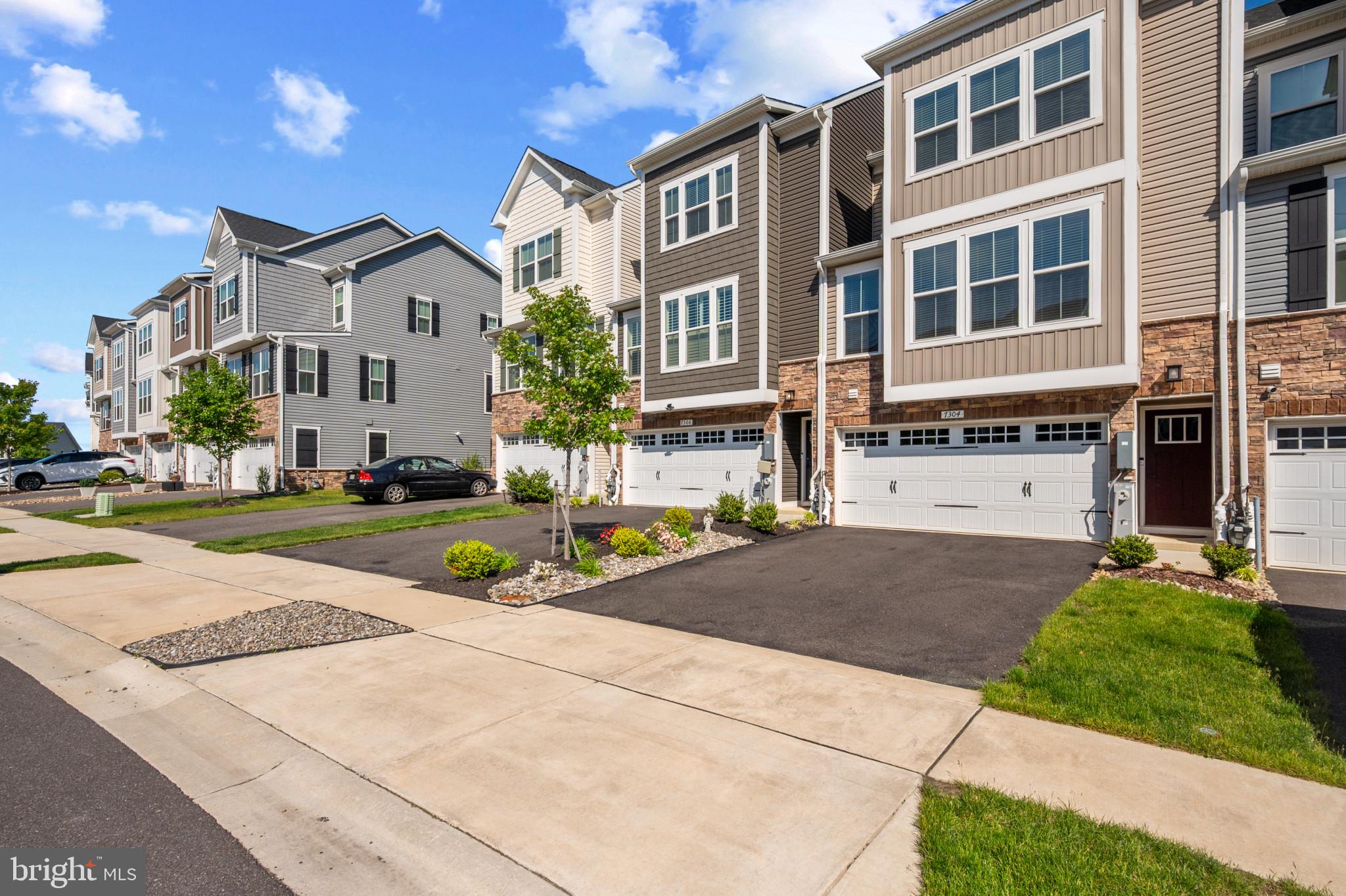 WELLINGTON FARMS - Residential