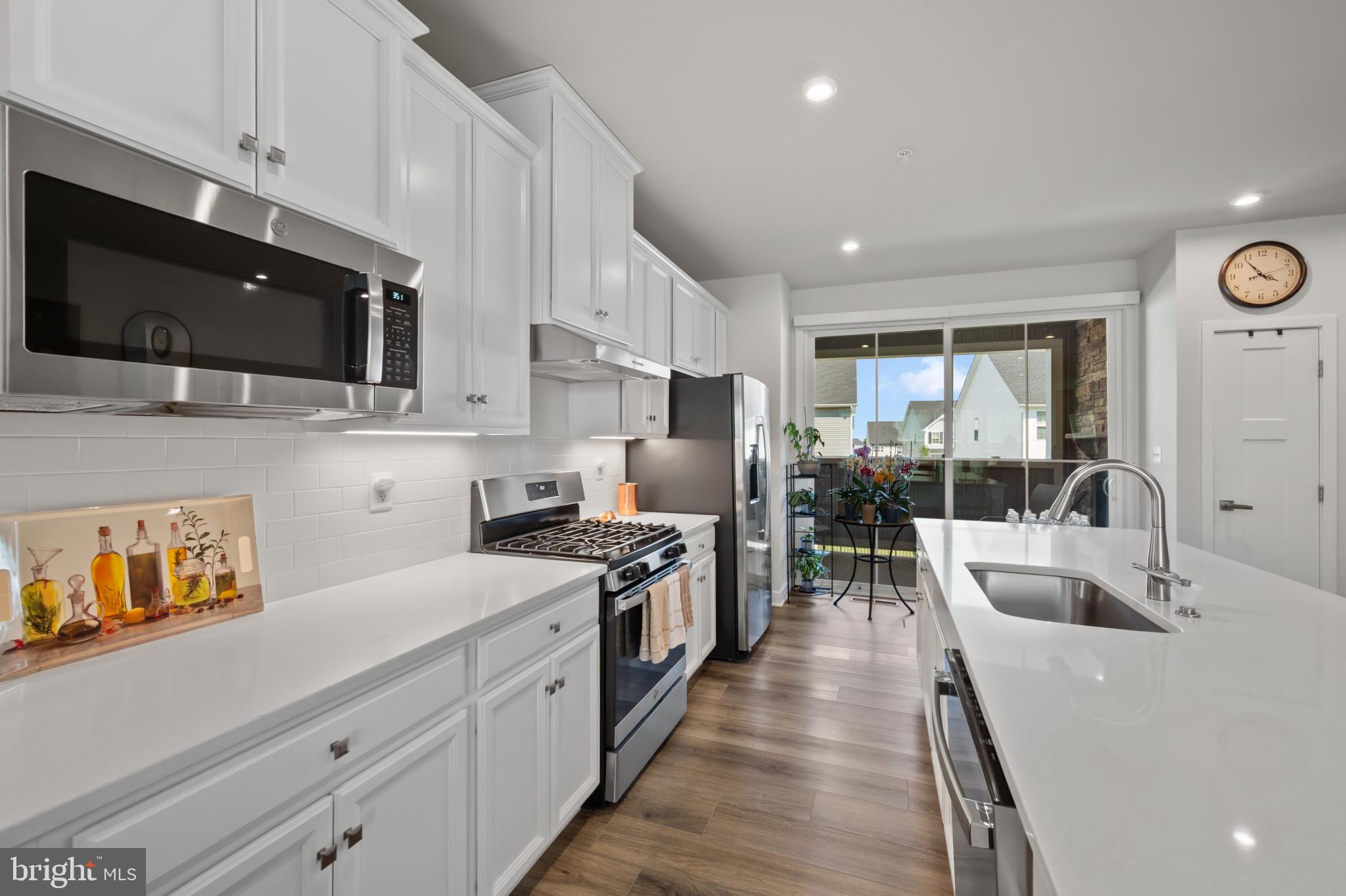 WELLINGTON FARMS - Residential