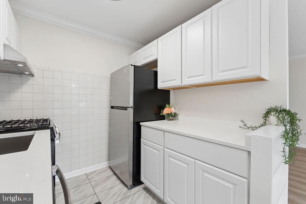 HERITAGE WOODS - Residential