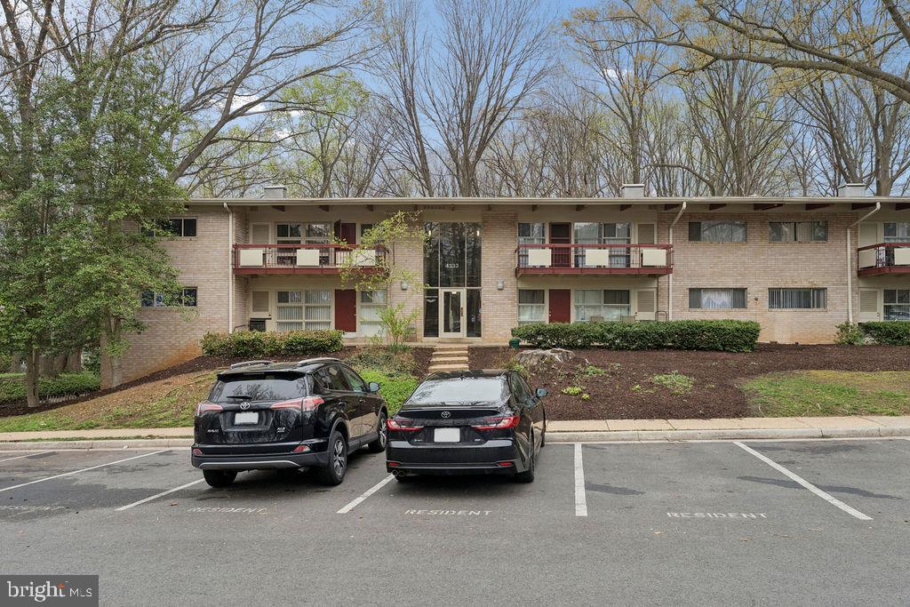 4333 AMERICANA DRIVE C