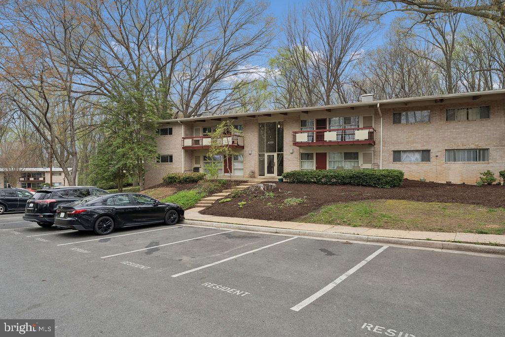 4333 AMERICANA DRIVE C