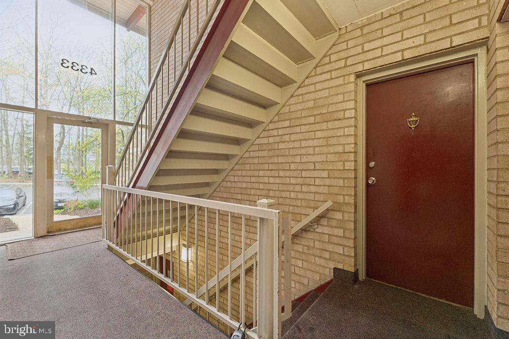 HERITAGE WOODS - Residential