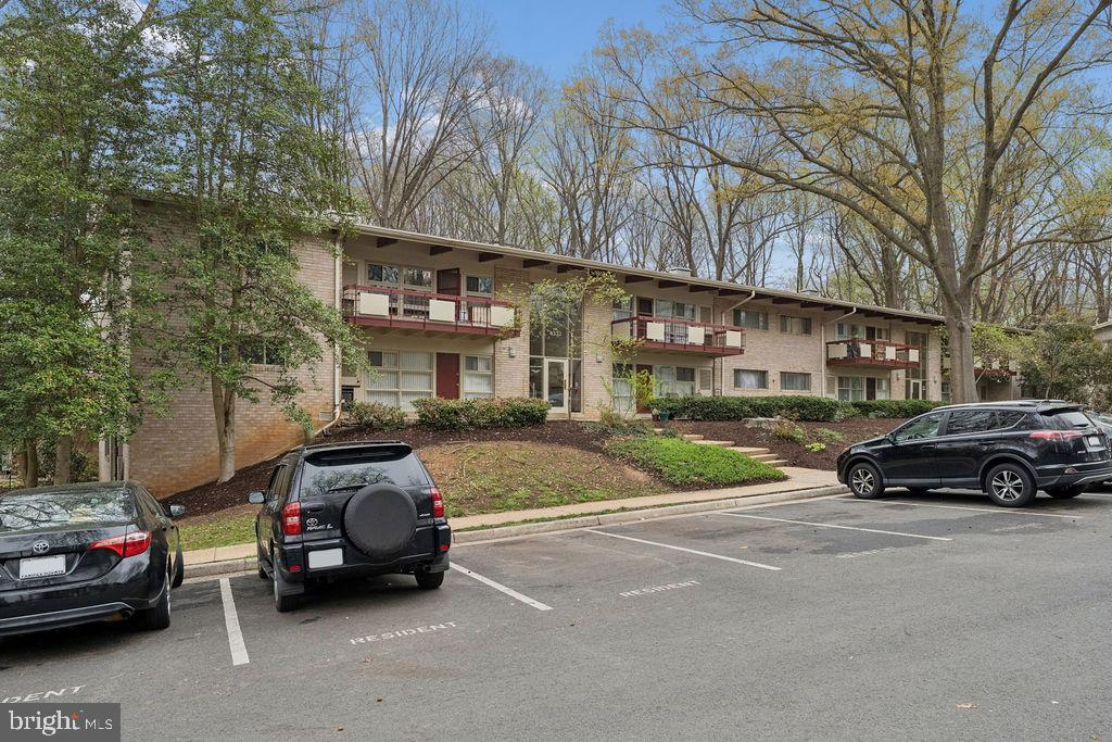 4333 AMERICANA DRIVE C