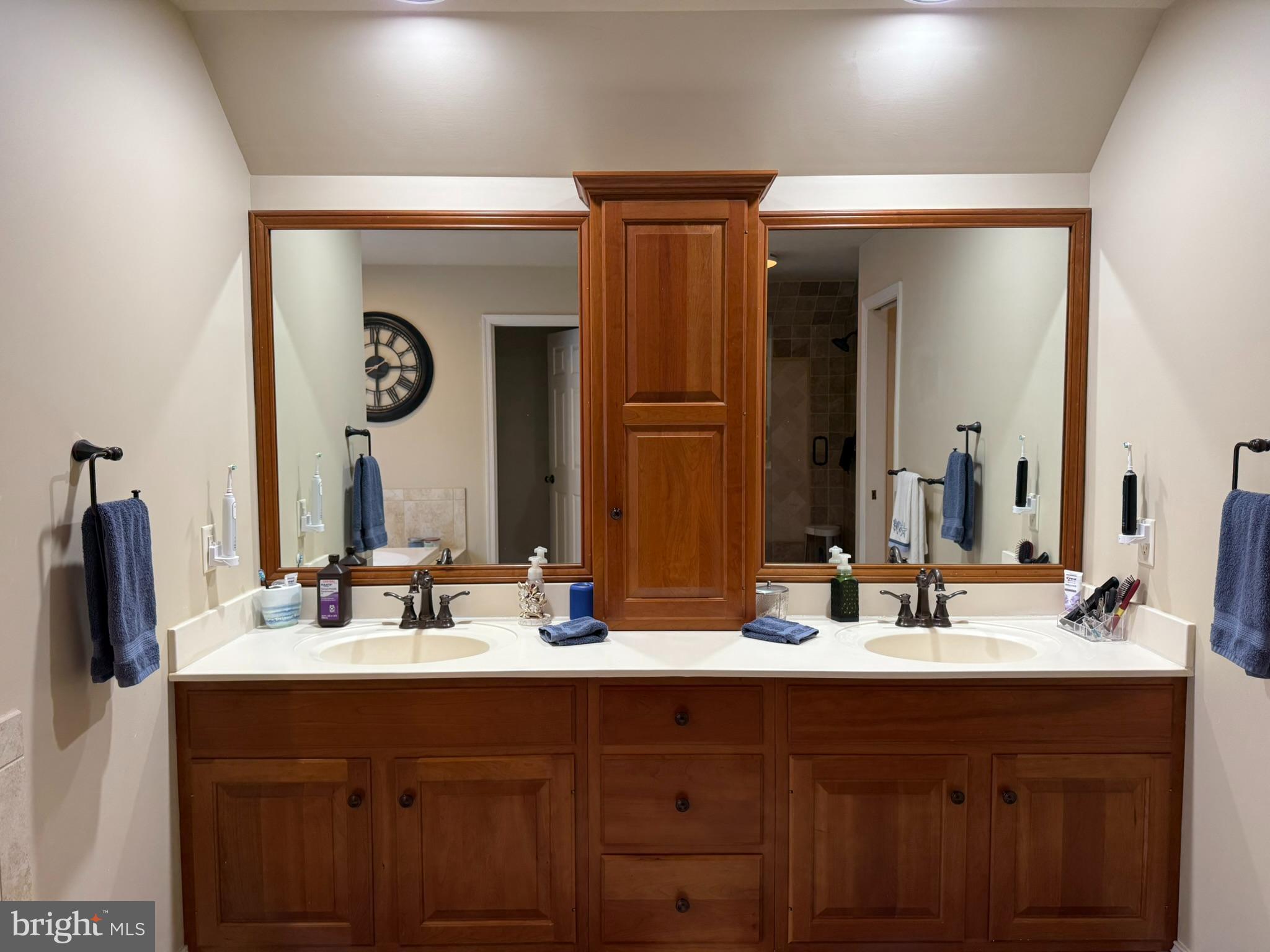 WOODS AT DEER RUN ESTATES - Residential