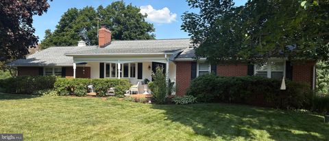 Homes For Sale - 7501 Gaither Road<br/> Carroll County, SYKESVILLE, MD 21784