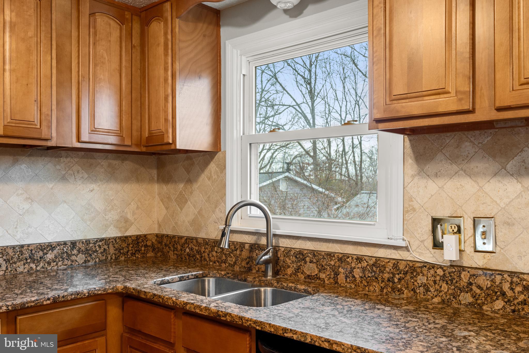 SILVER OAKS - Residential