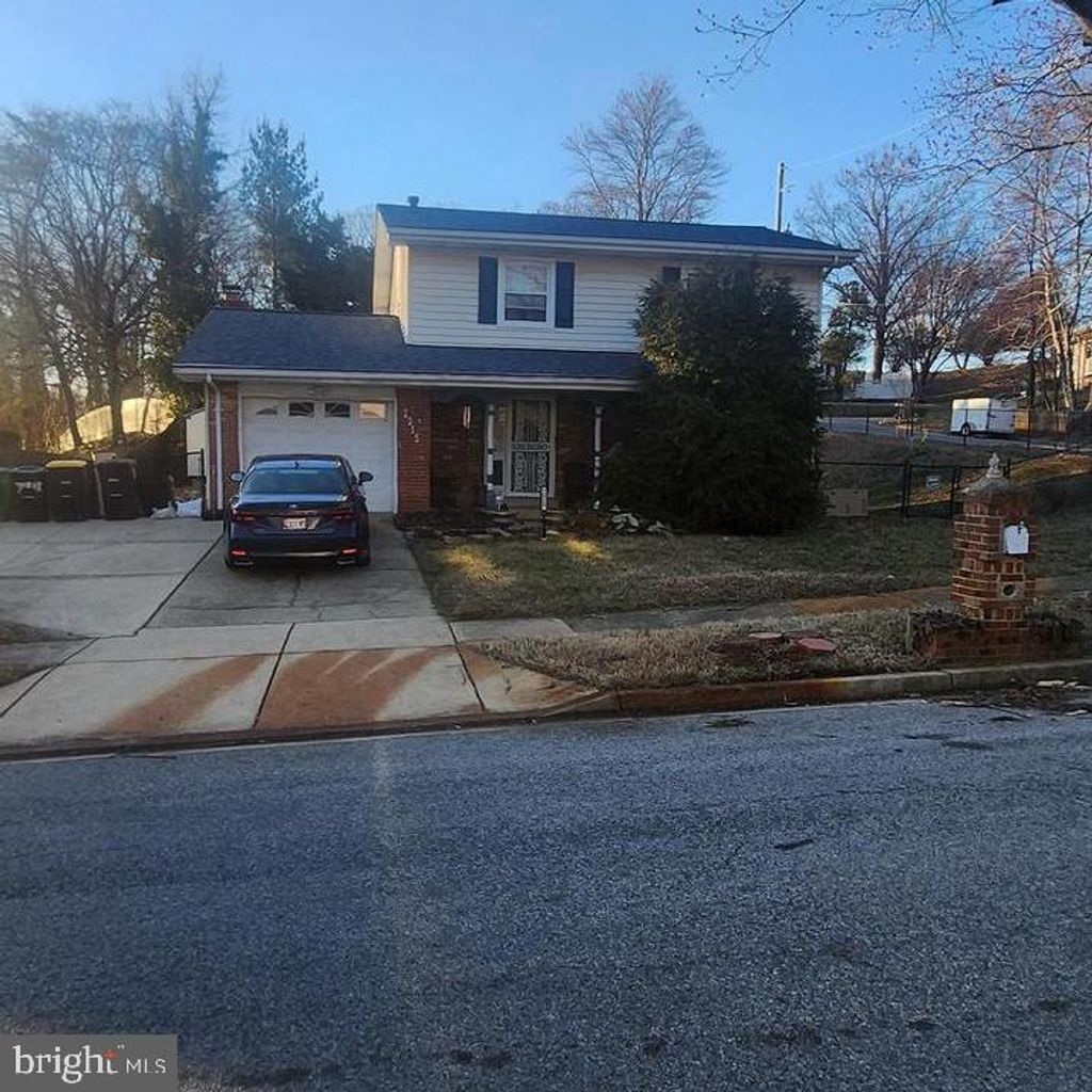 Photo of 7515 Lenham Drive, FORT WASHINGTON, MD 20744 (MLS # MDPG2174560)