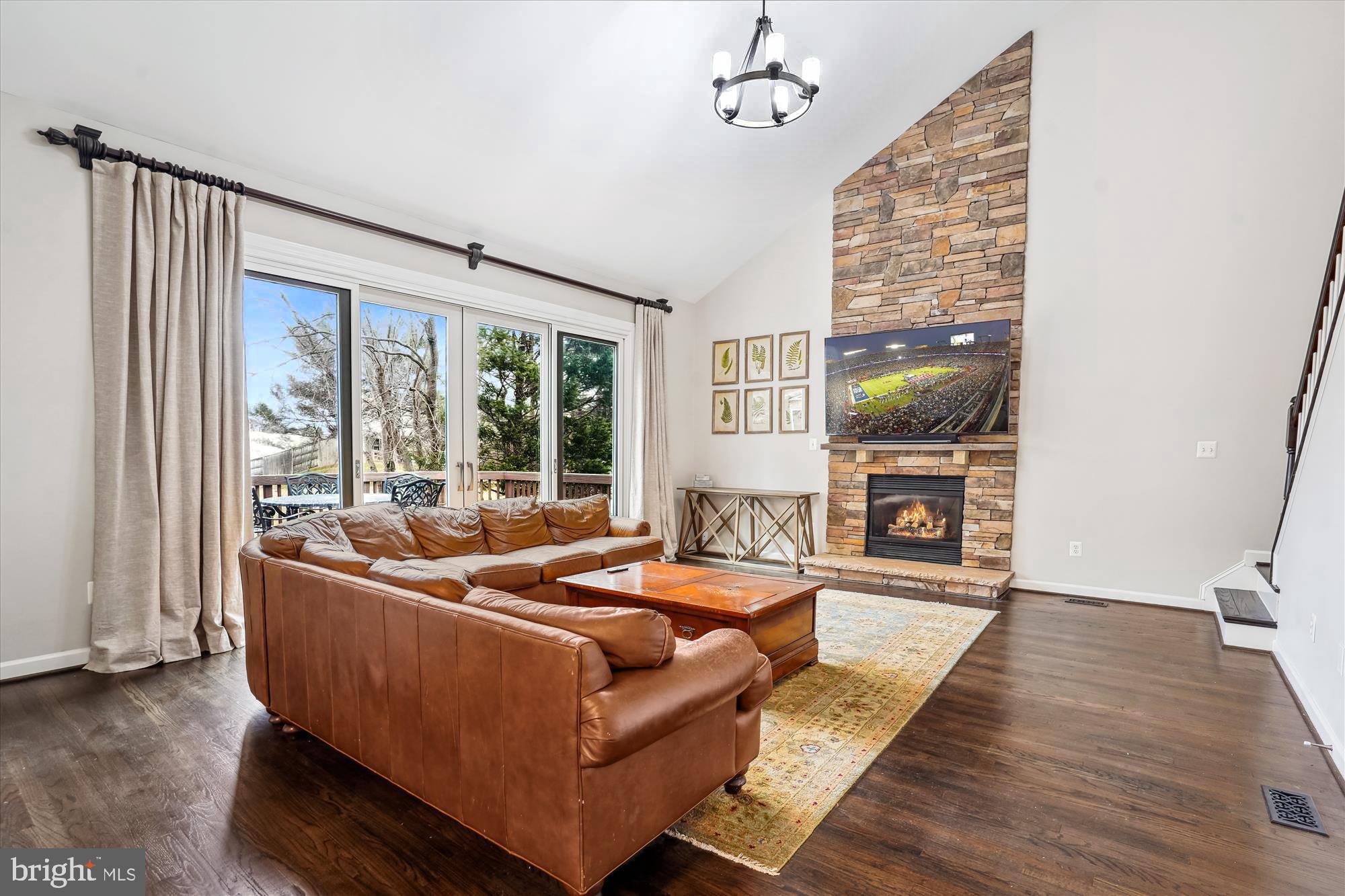 PINEY RUN MEADOW - Residential