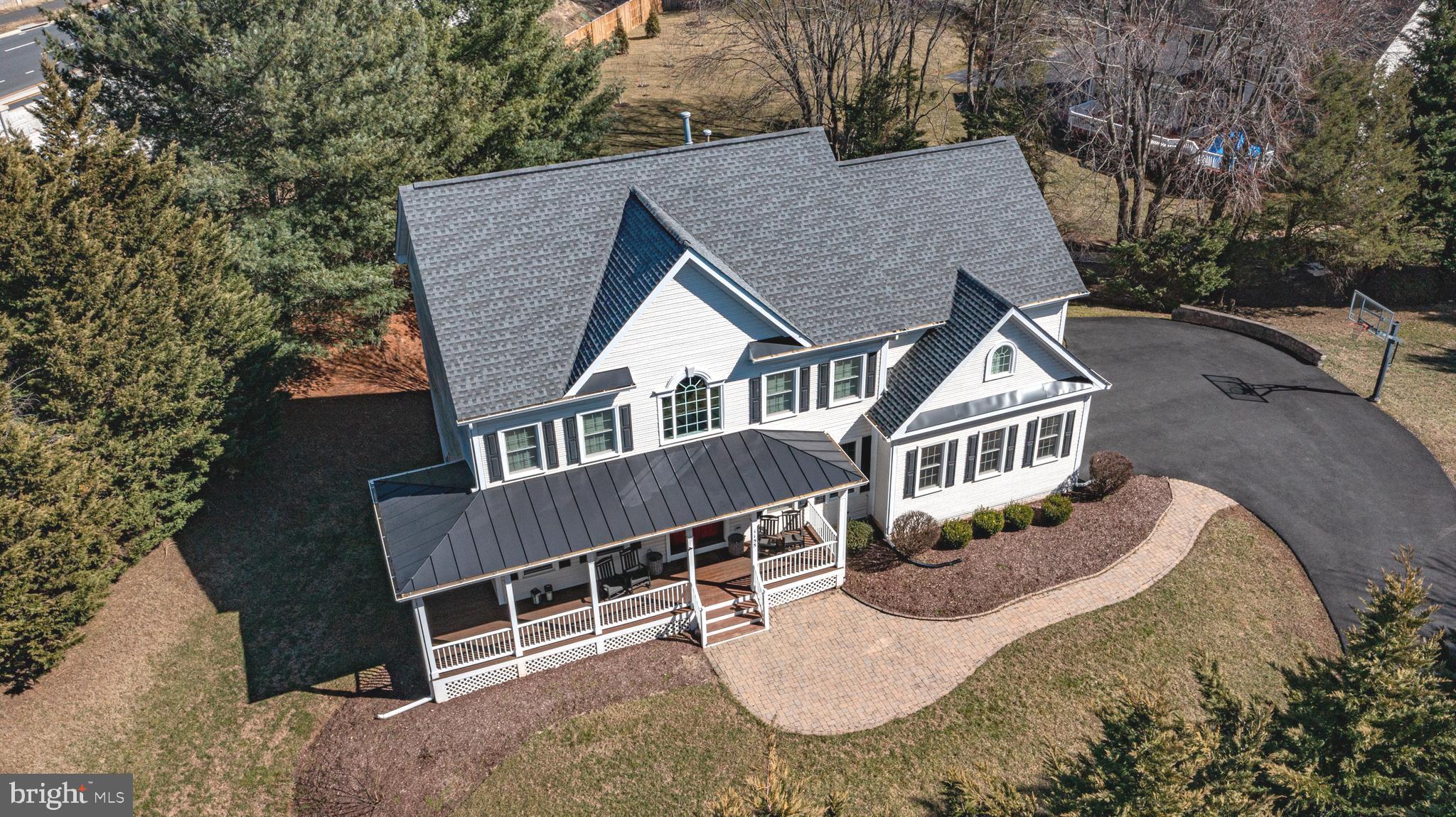 1155 MEADOWLOOK COURT