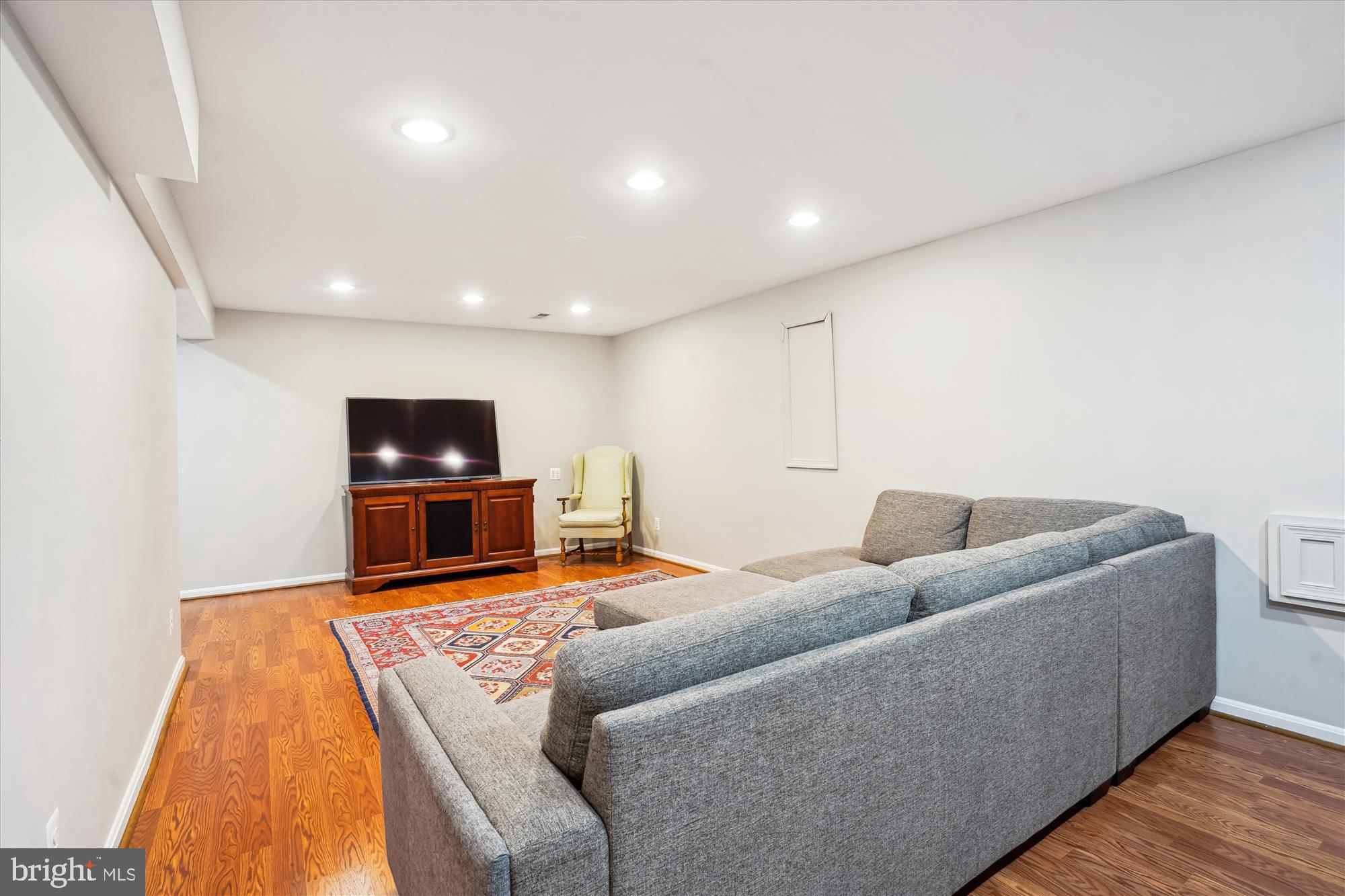 PINEY RUN MEADOW - Residential