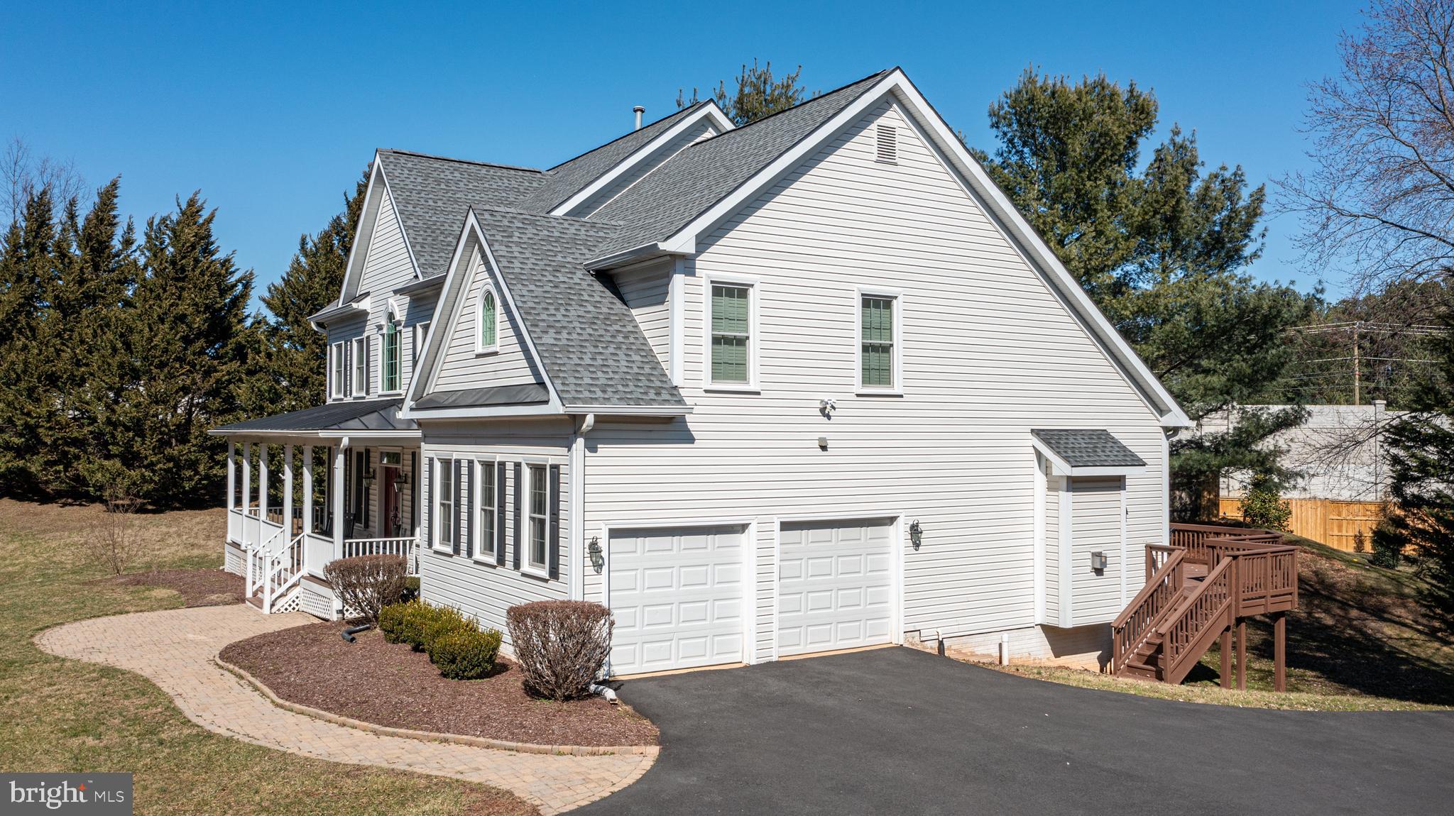 PINEY RUN MEADOW - Residential