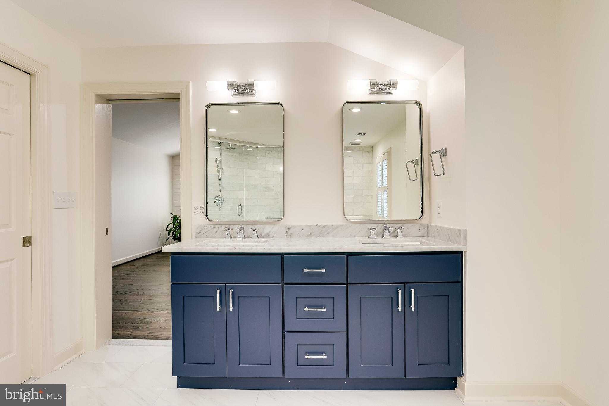 PINEY RUN MEADOW - Residential