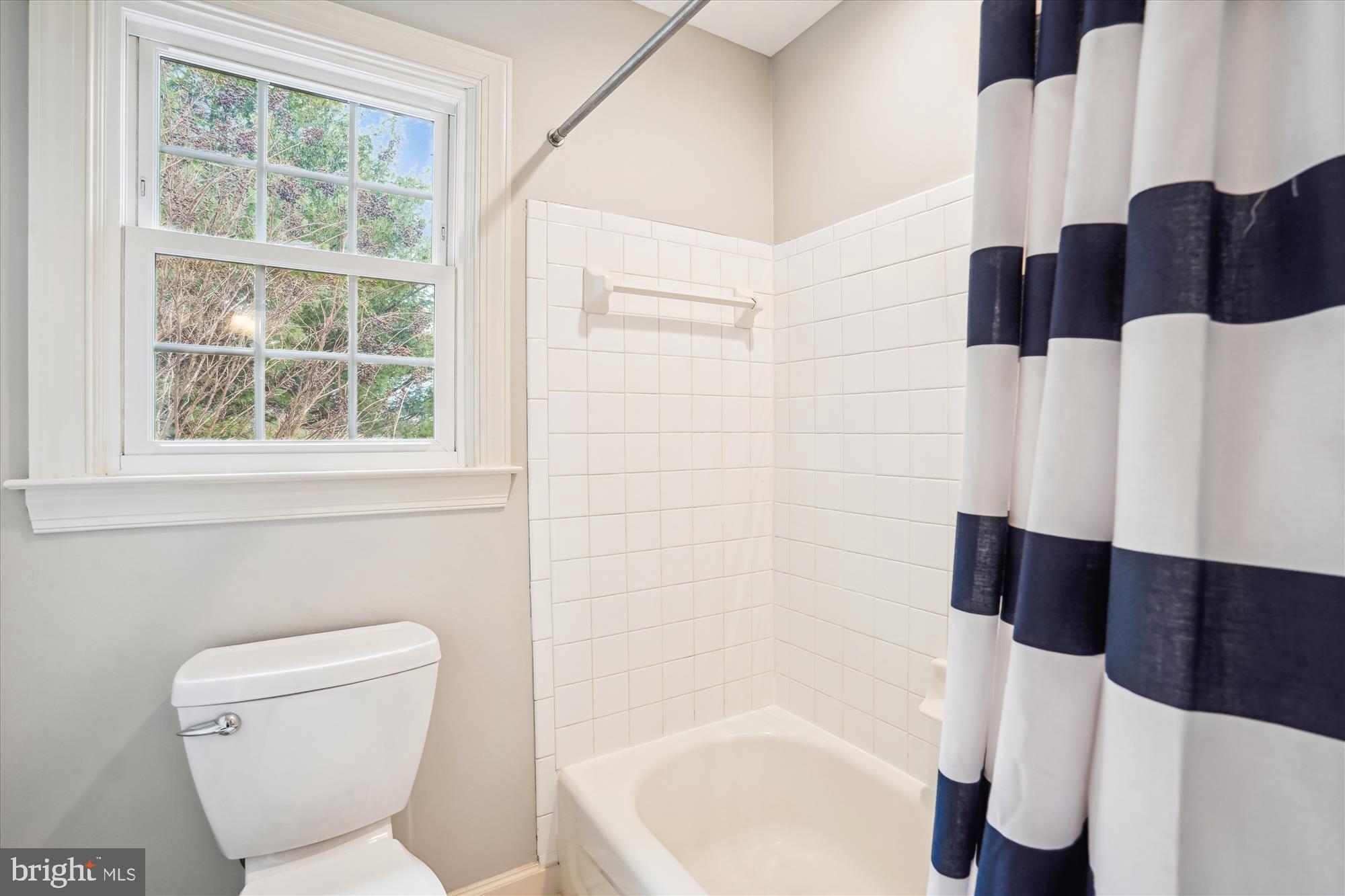 PINEY RUN MEADOW - Residential