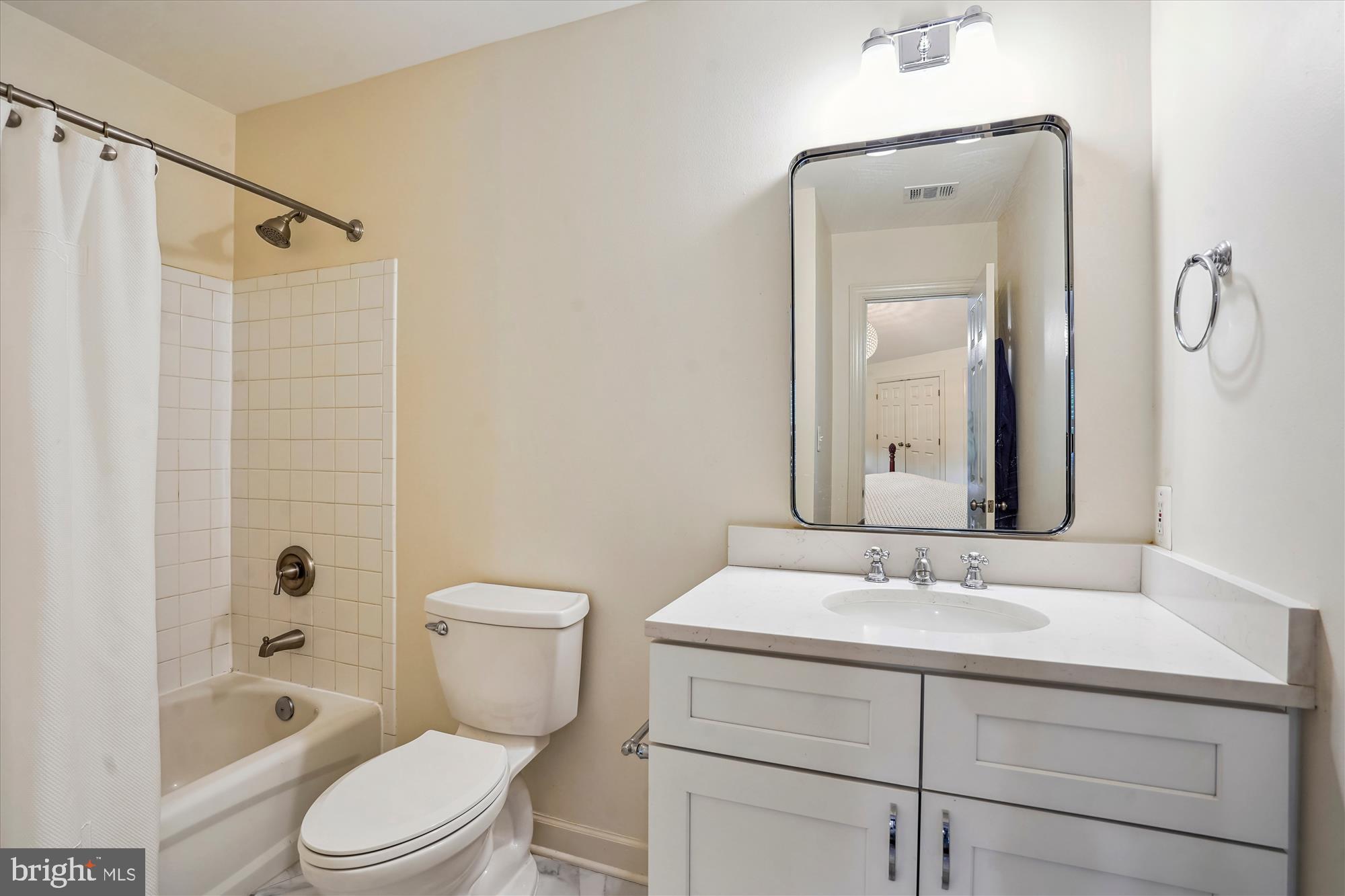 PINEY RUN MEADOW - Residential