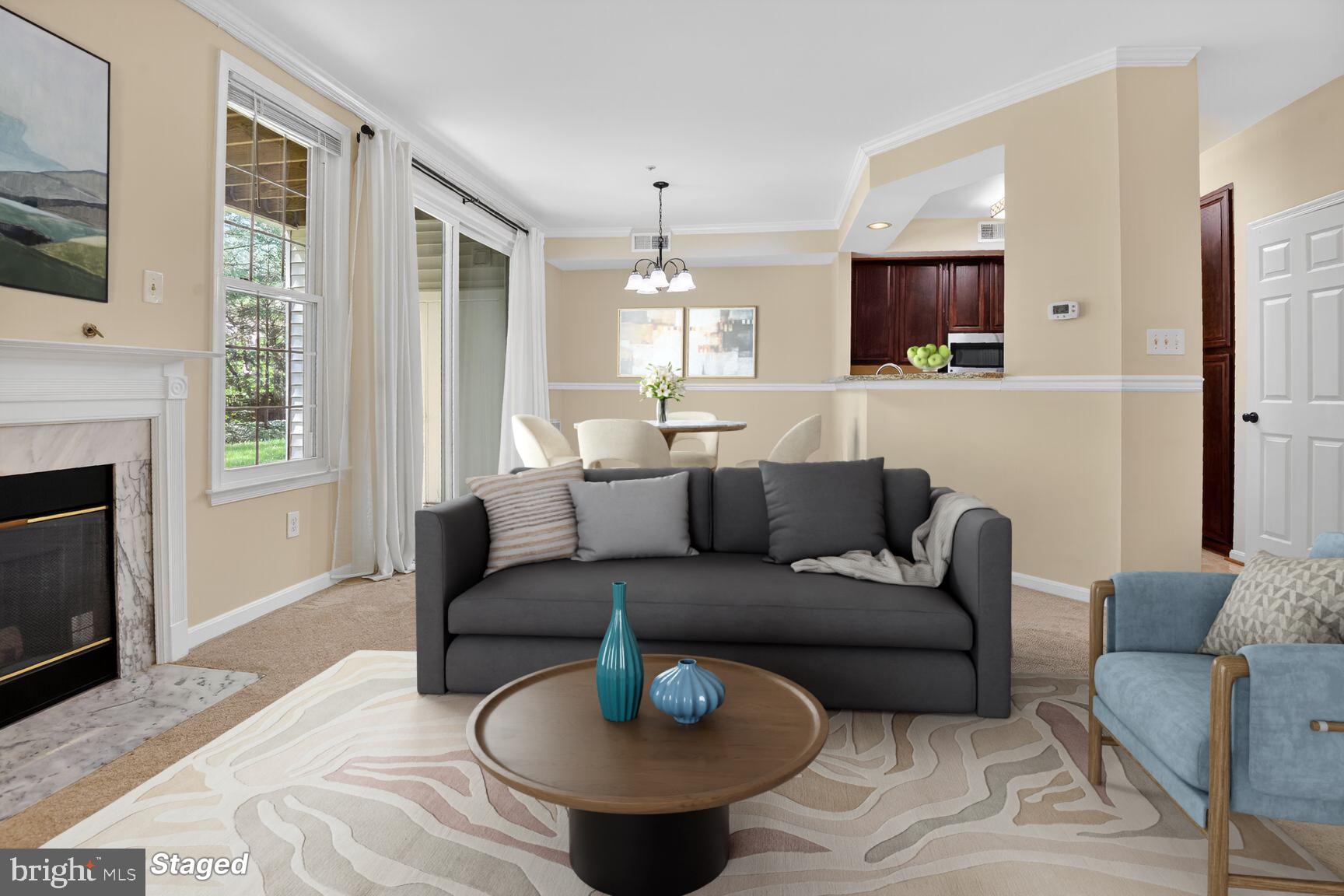 ETON SQUARE - Residential