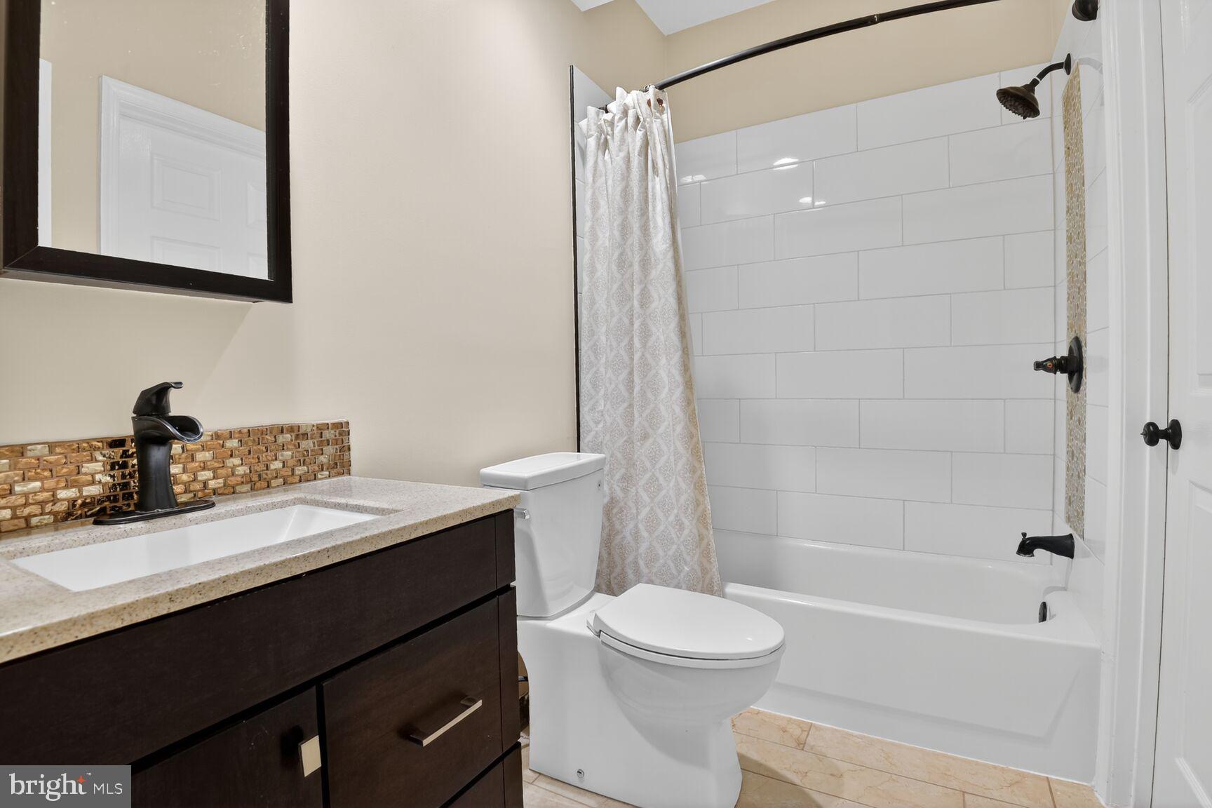 ETON SQUARE - Residential