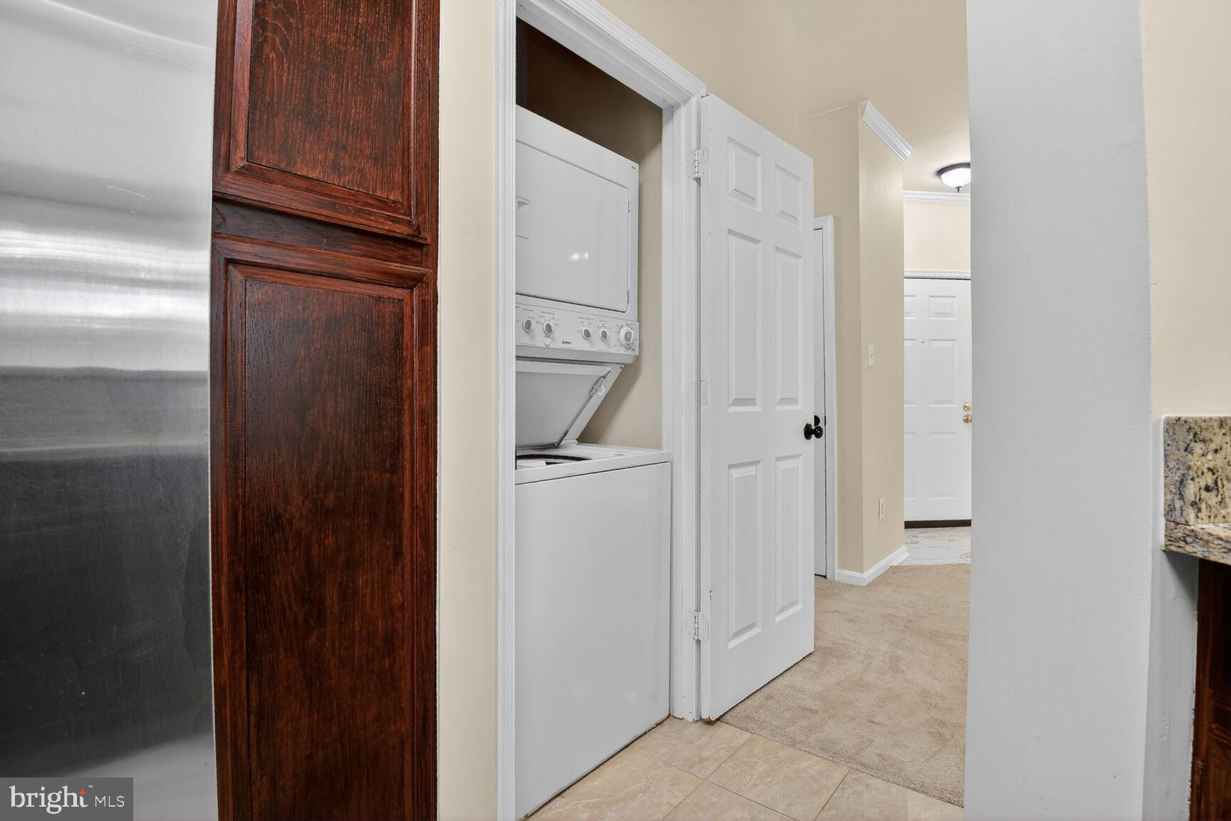 ETON SQUARE - Residential