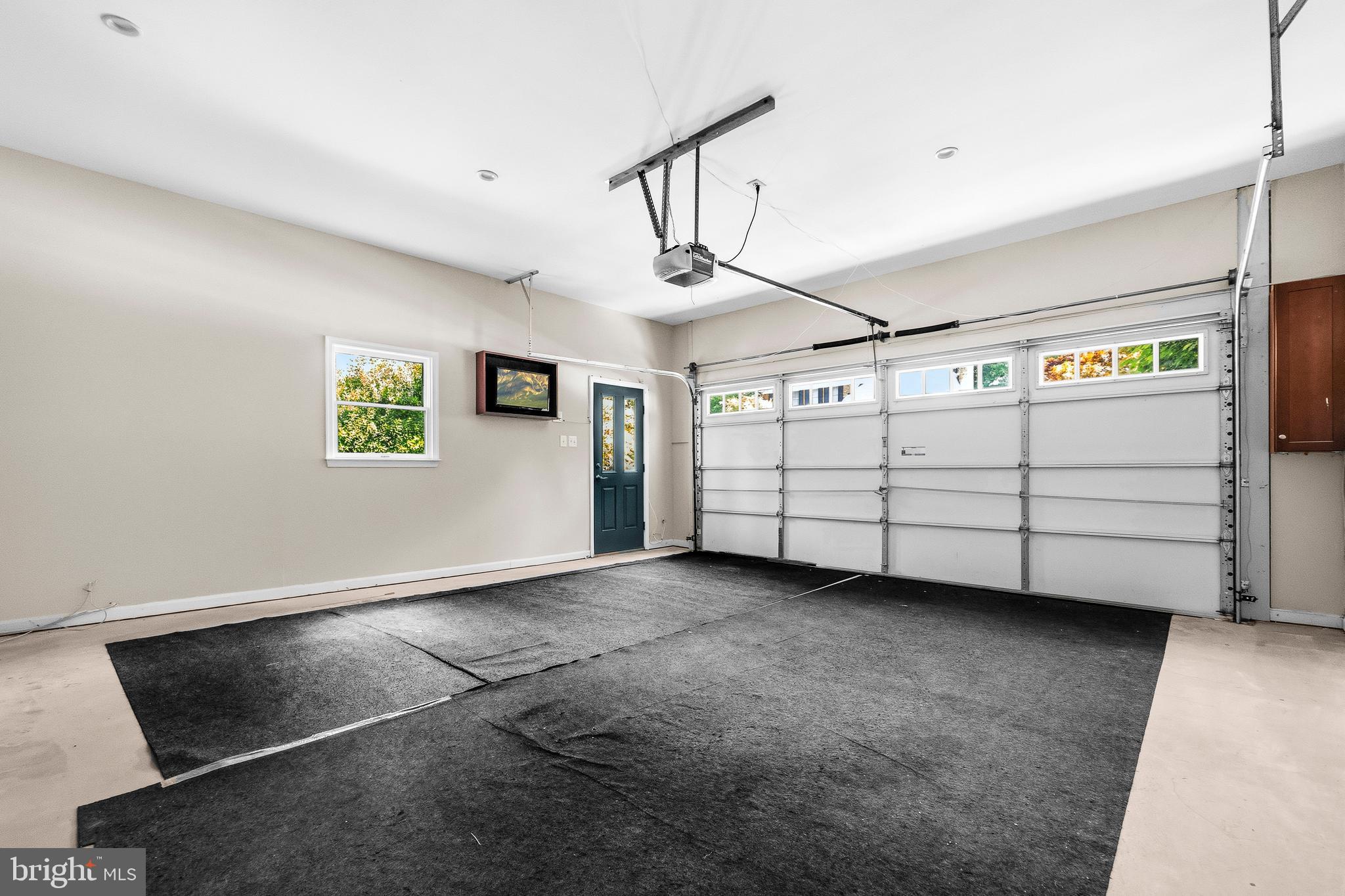 GLENWOOD MANOR - Residential
