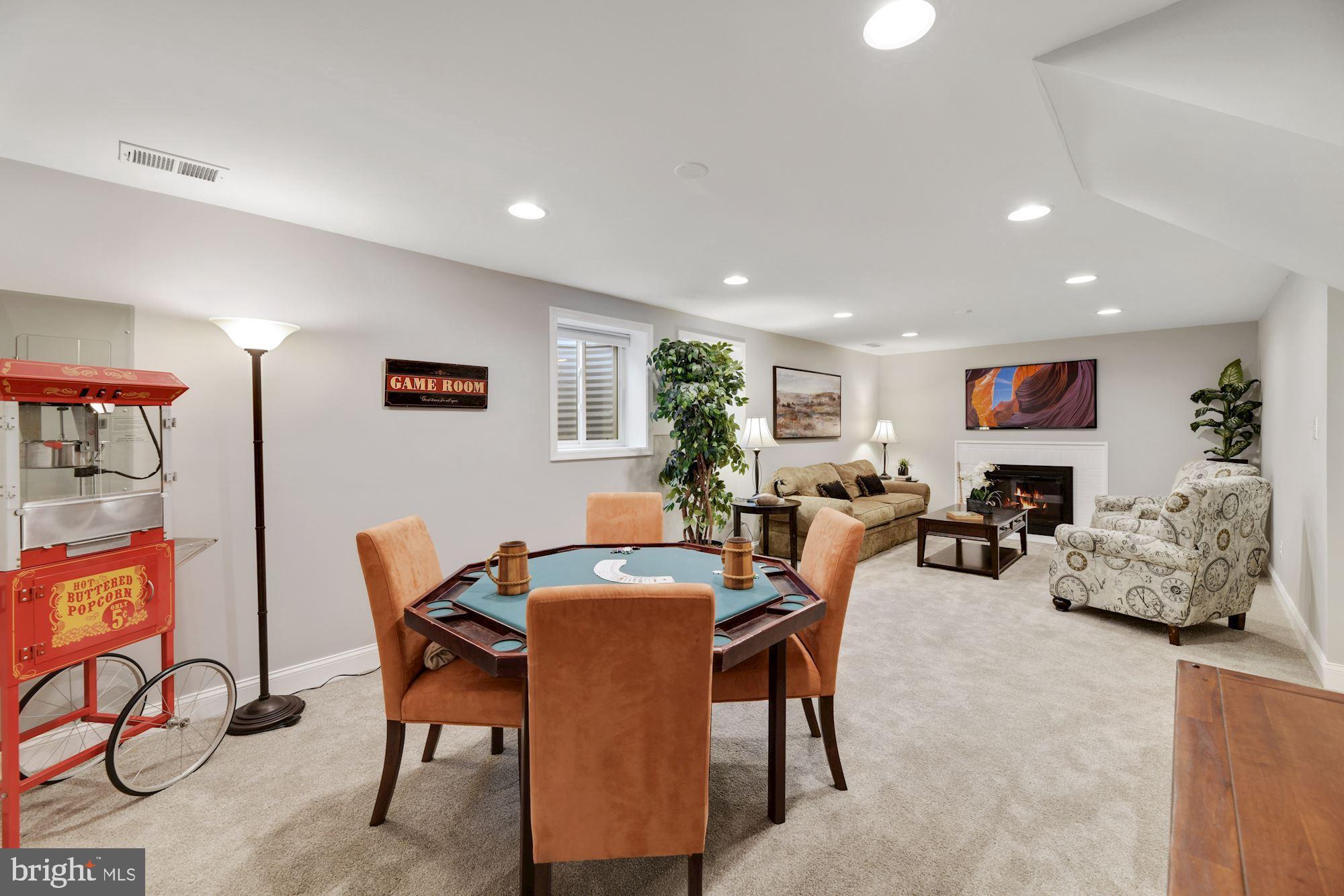 CHARLESTOWN - Residential