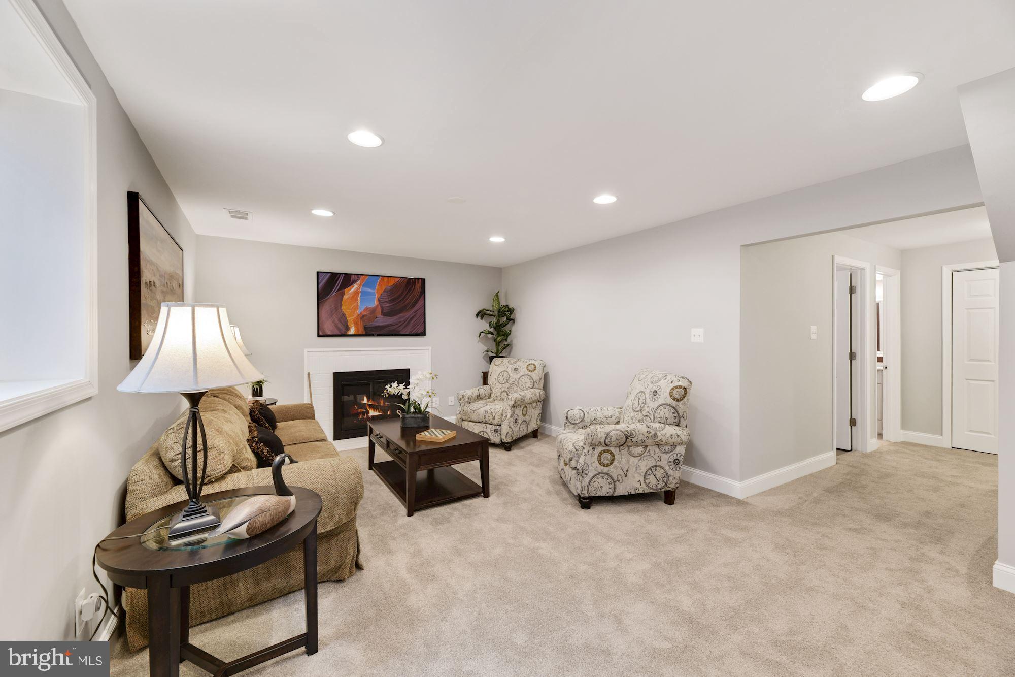 CHARLESTOWN - Residential