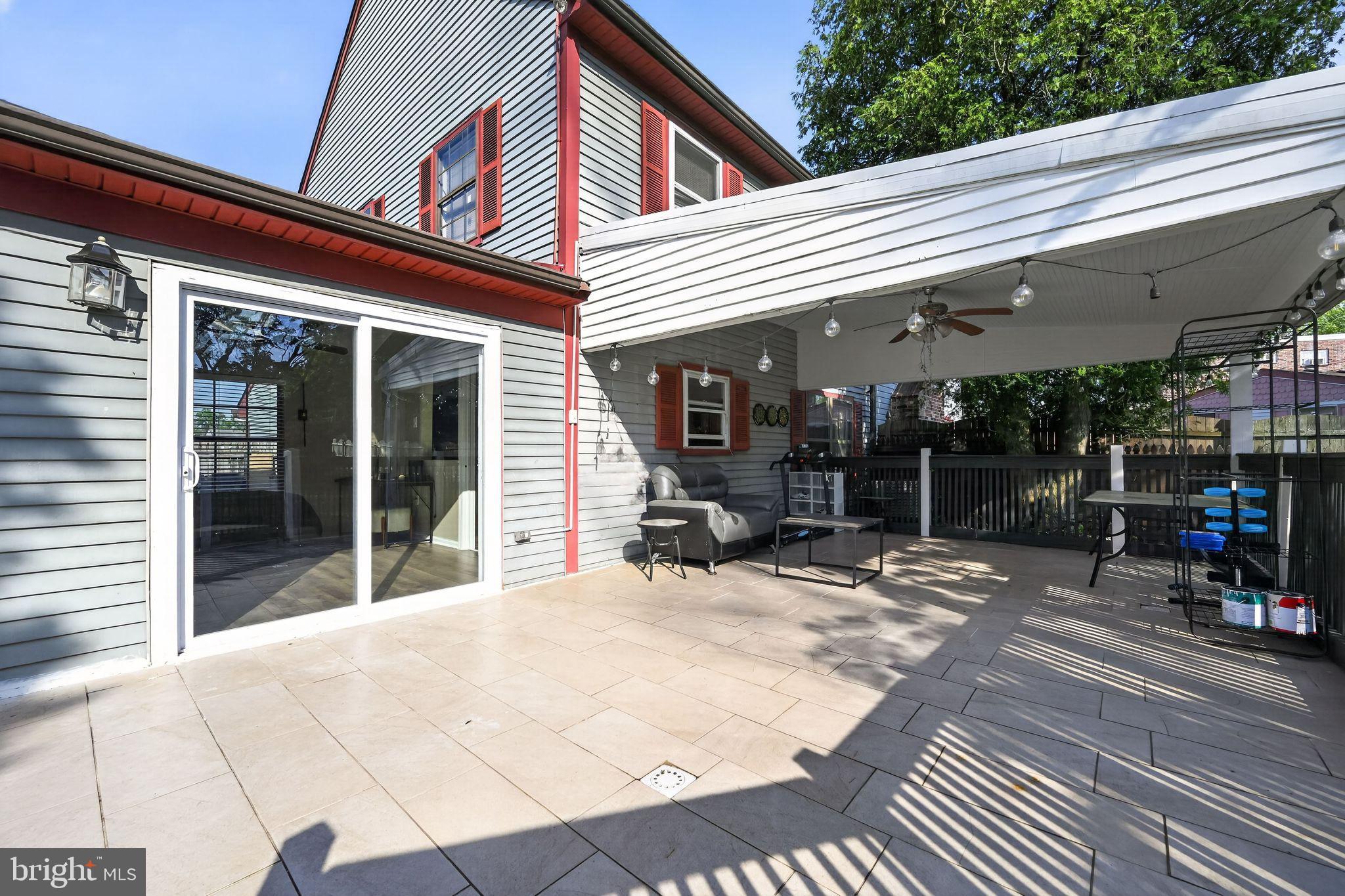 SOMERTON - Residential